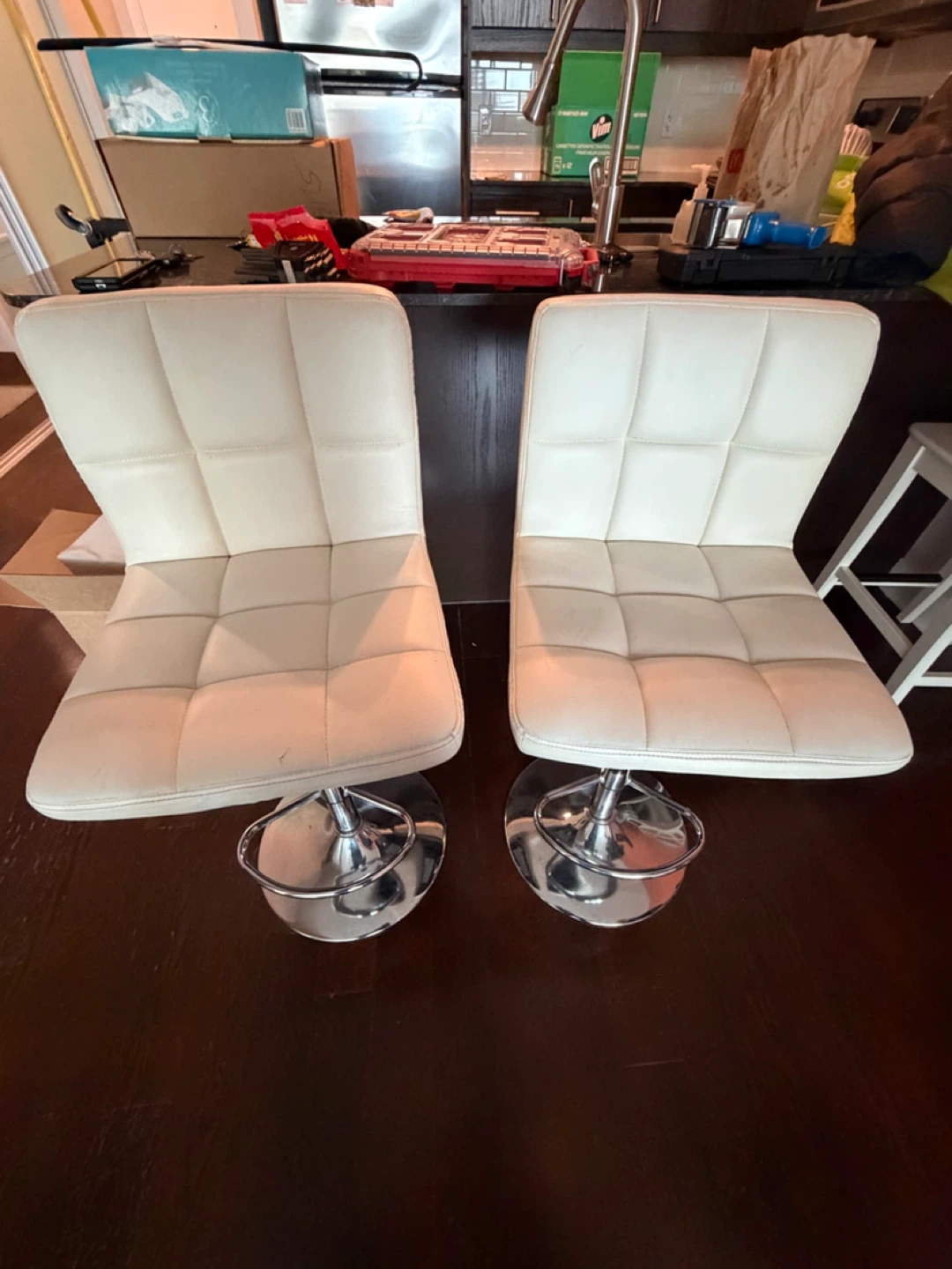 Set of 2 White Adjustable Bar Stools - photo 2