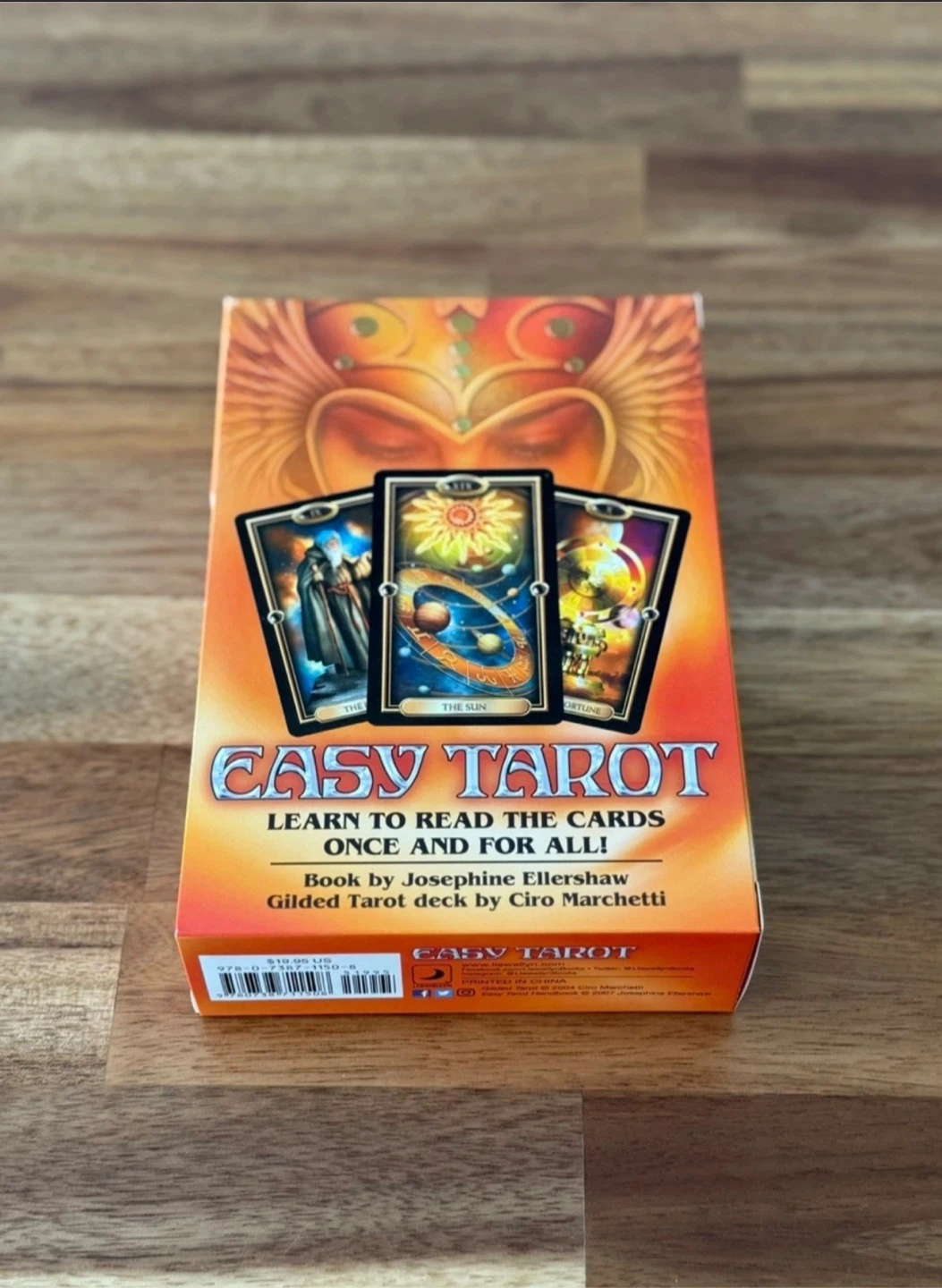 Easy Tarot: the Cards Book and Deck