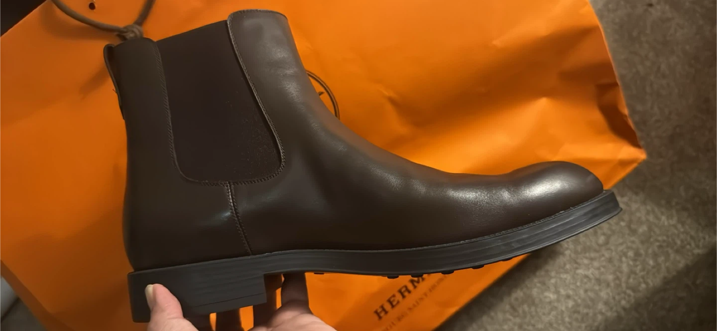 TOD'S Brown Leather Chelsea Ankle Boots - photo 3