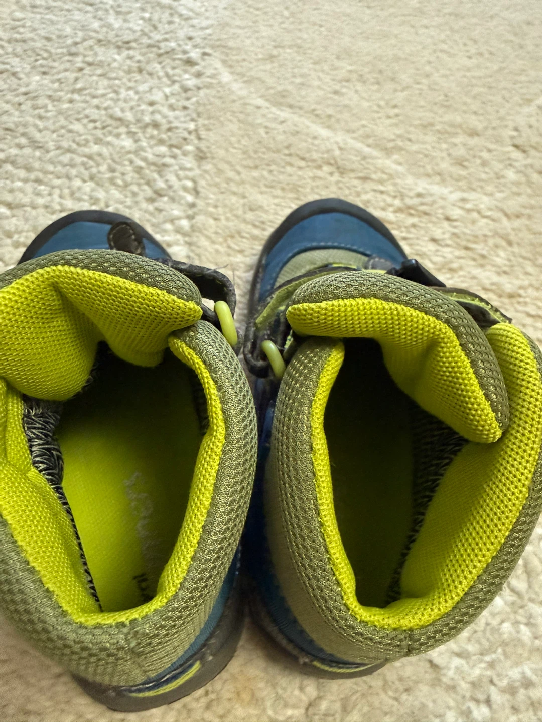 Toddler waterproof boots size 10.5 - photo 5