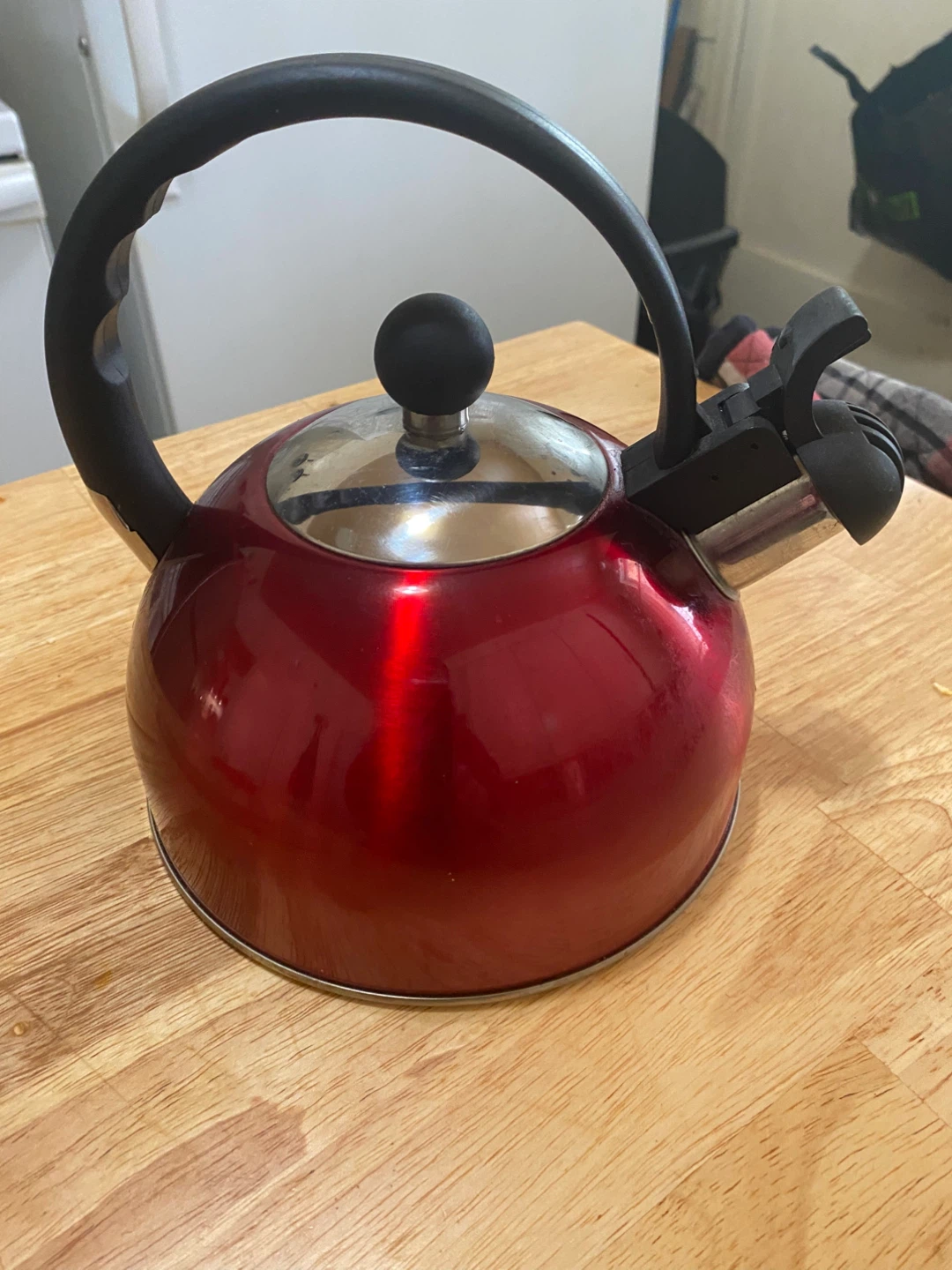 Red Stainless Steel Whistling Kettle