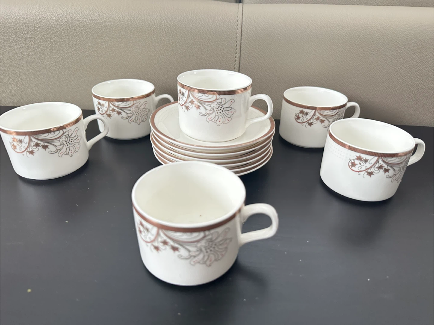 6 piece Teacups and Saucers - photo 2