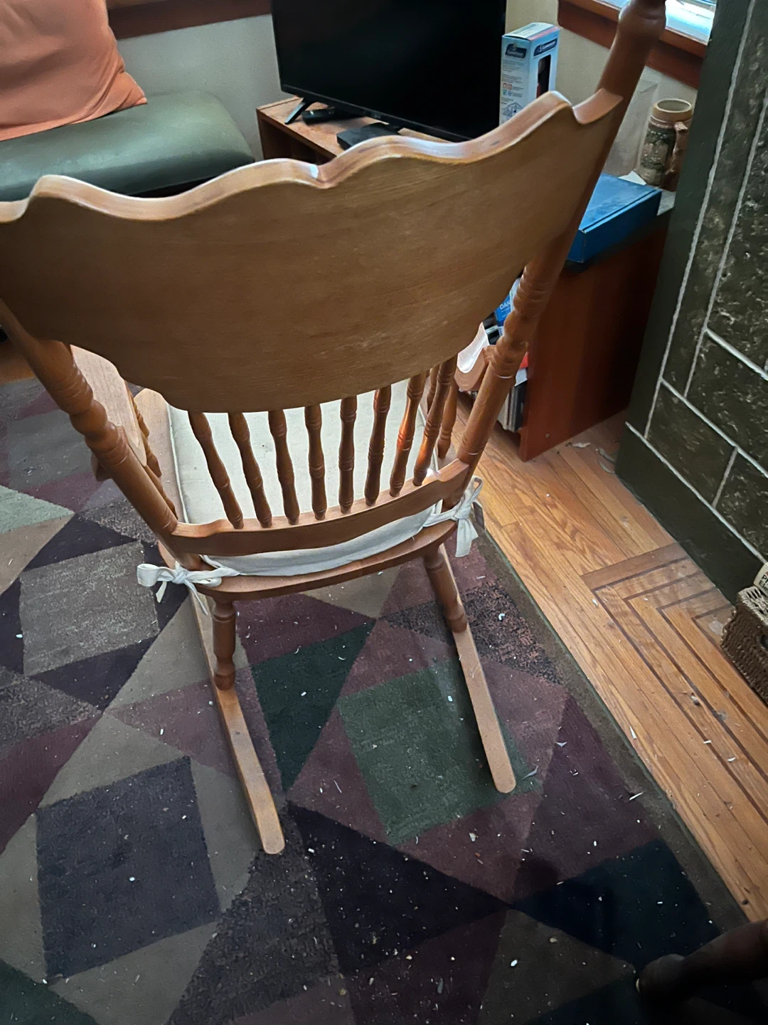 Wooden Rocking Chair - photo 2