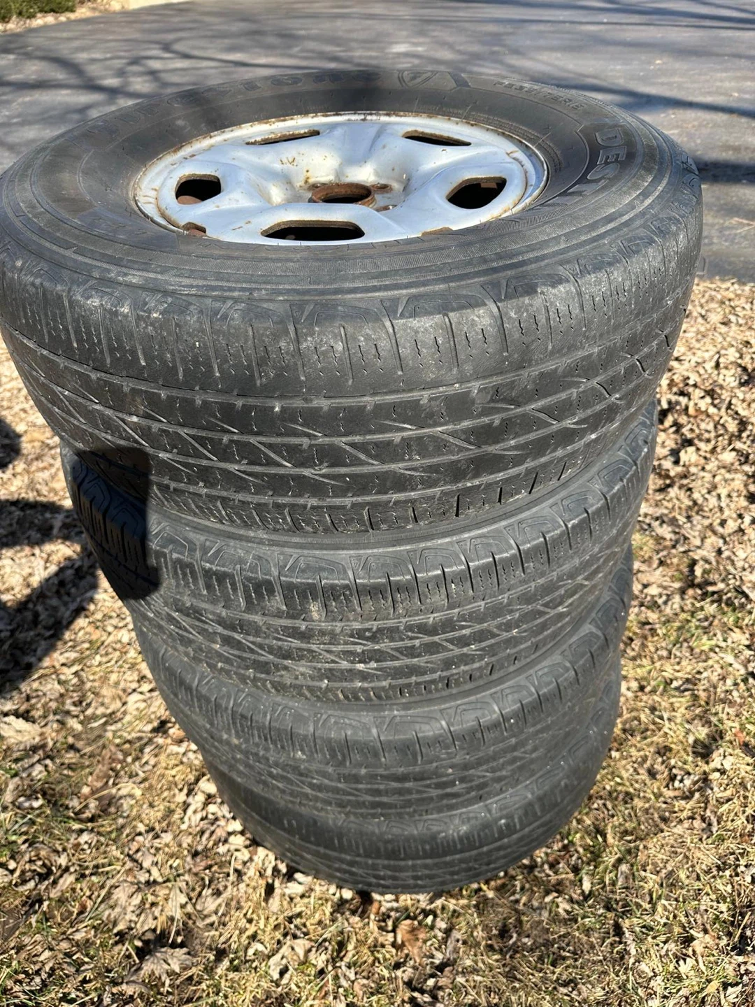 Set of 4 Destinata Tires with Rims