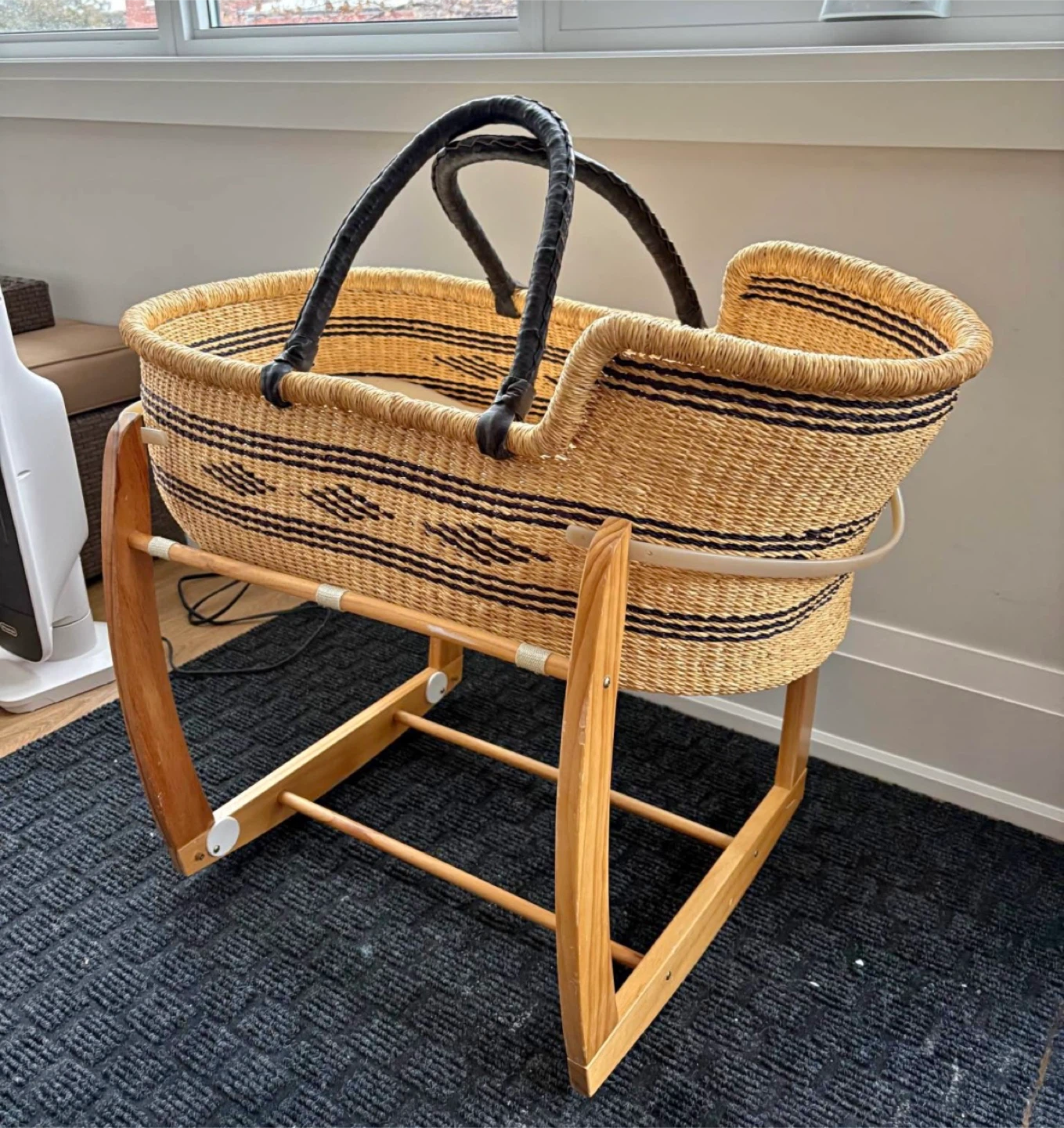 Woven Moses Basket Bassinet with Wooden Rocking Stand