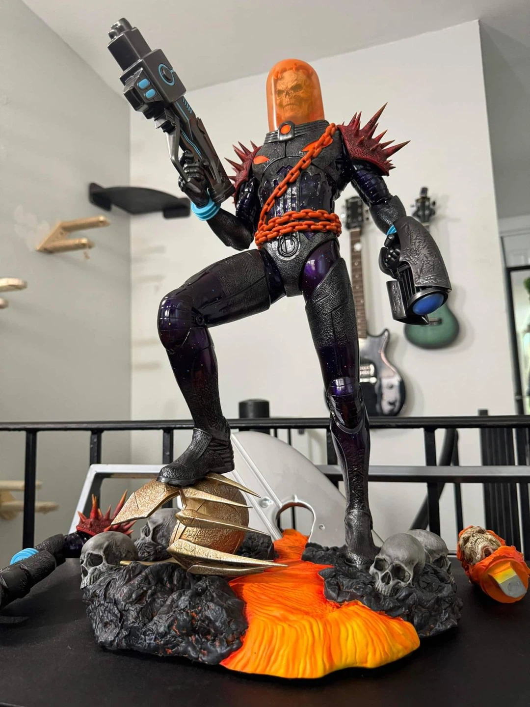 1:4 scale custom Cosmic Ghost Rider resin statue - photo 4