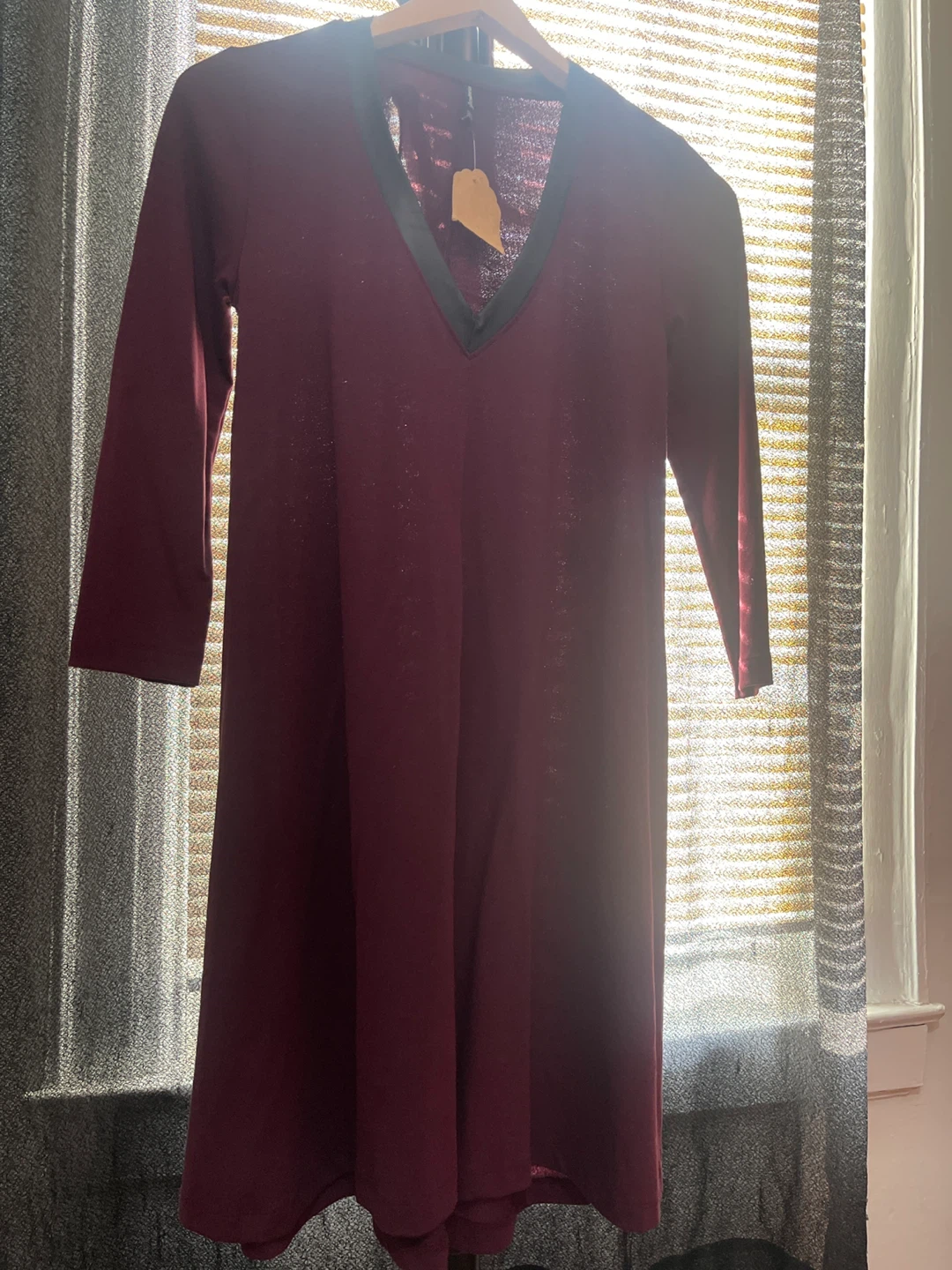 Women's Burgundy V-Neck Long Sleeve Dress