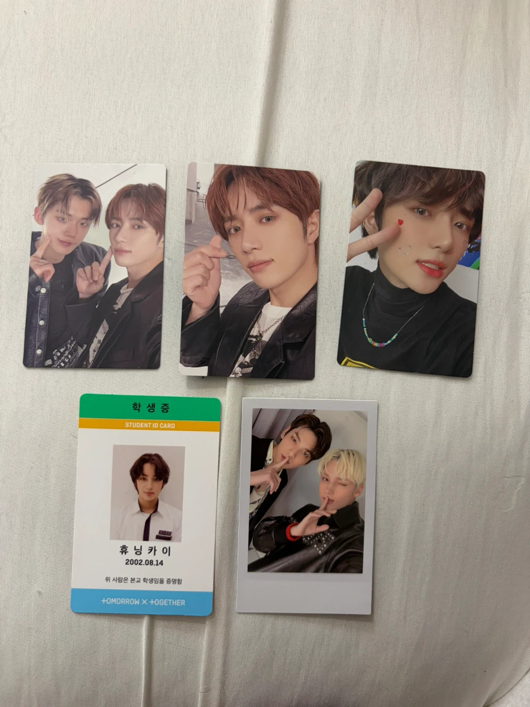 TOMORROW X TOGETHER Photocards