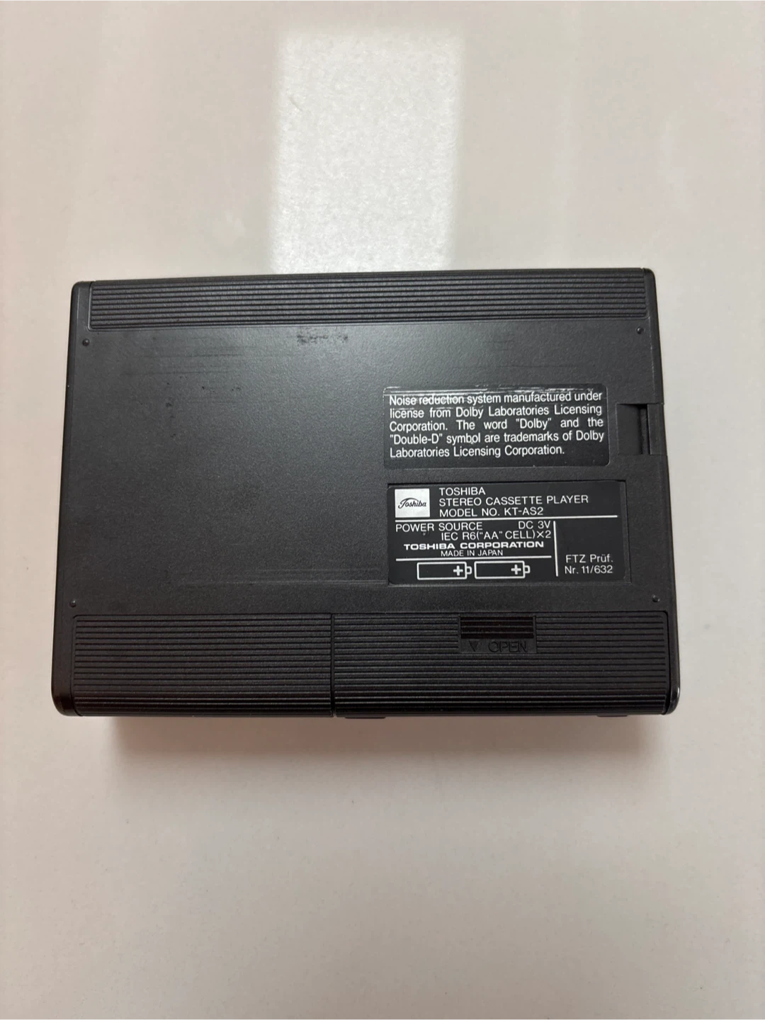 Toshiba KT-AS2 Stereo Cassette Player - photo 3