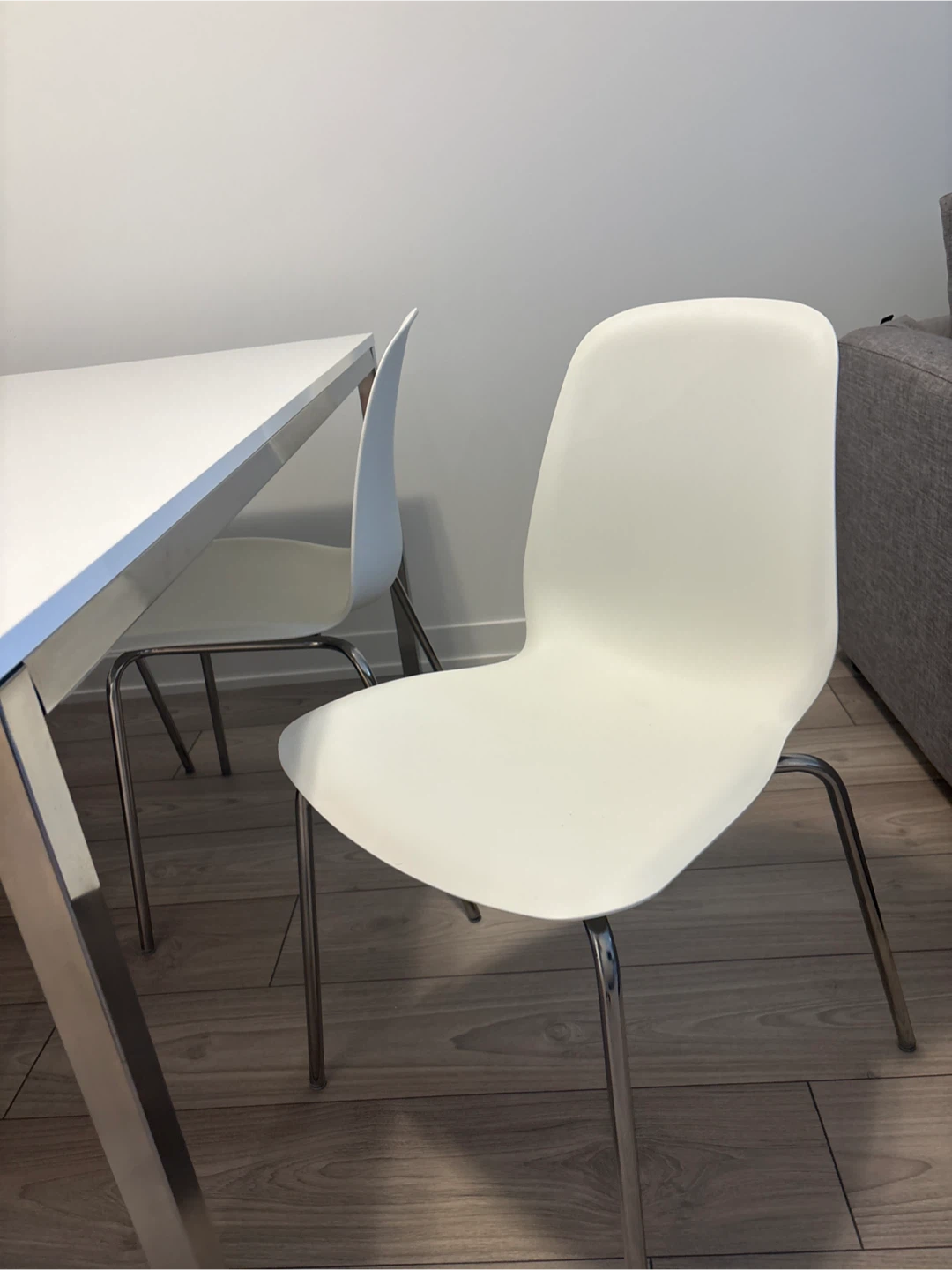 IKEA White Dining Table with Chrome Legs and Chairs - photo 2
