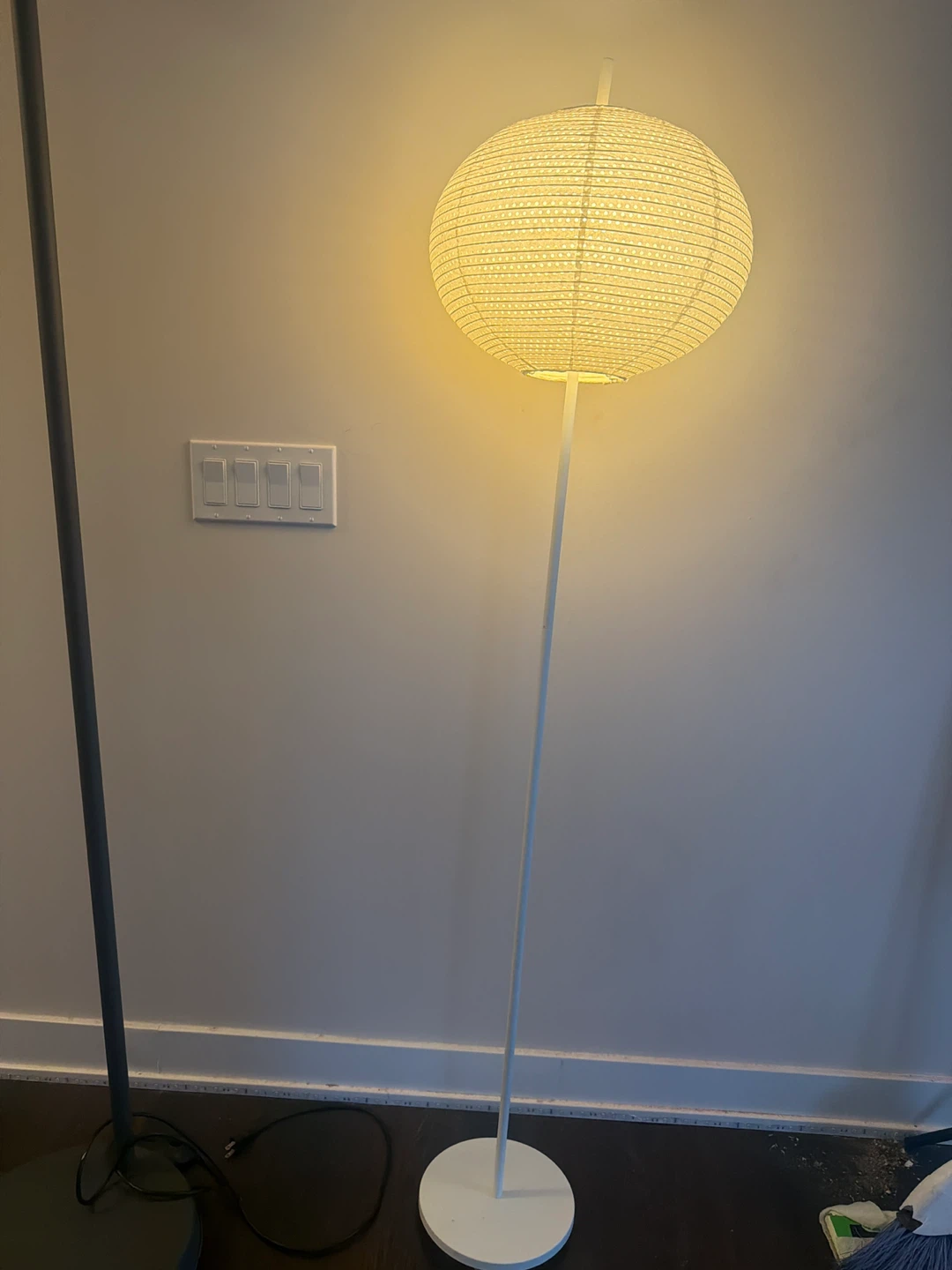 IKEA White Globe Floor Lamp - photo 2