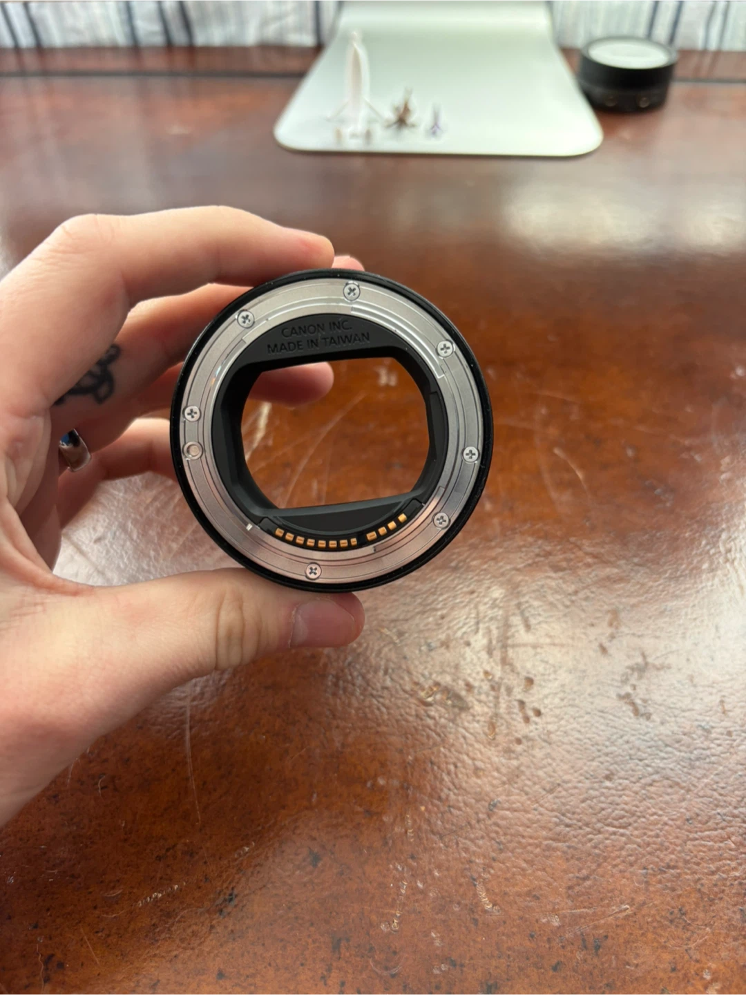 Canon EF-RF Lens Adapter - photo 4