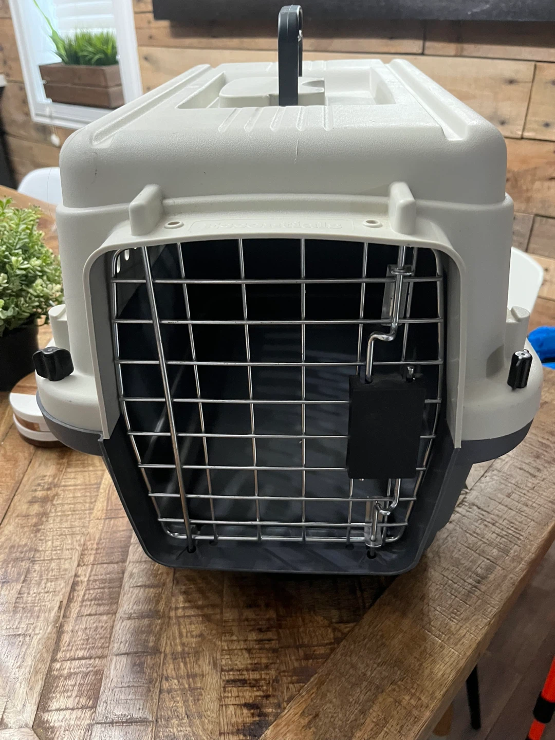 Pet Carrier Crate