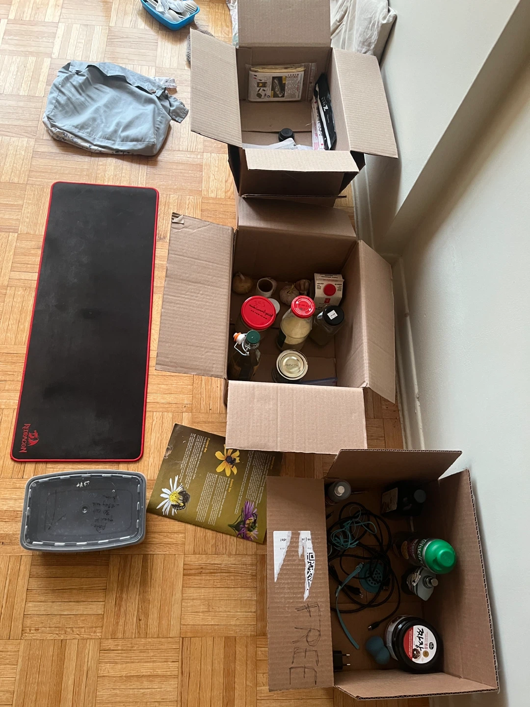 FREE HOUSEHOLD STUFF - photo 2
