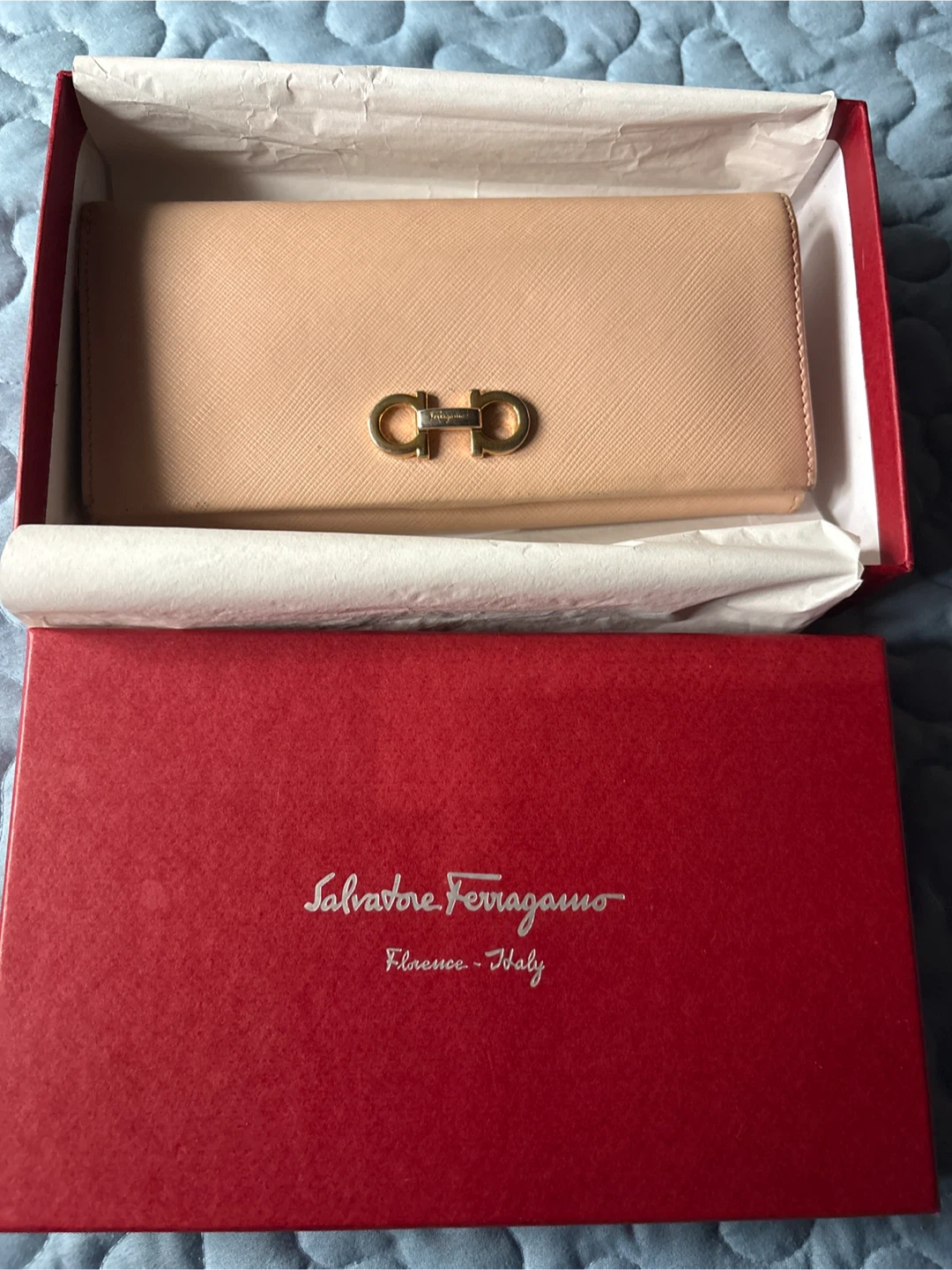 Salvatore Ferragamo Beige Leather Continental Wallet