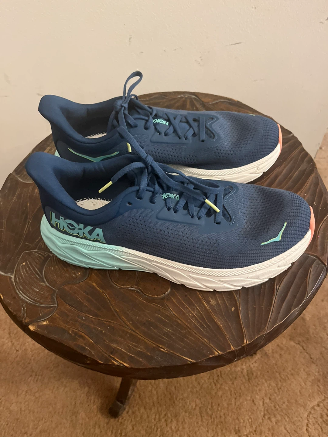 Hoka Running Shoes Arahi 7