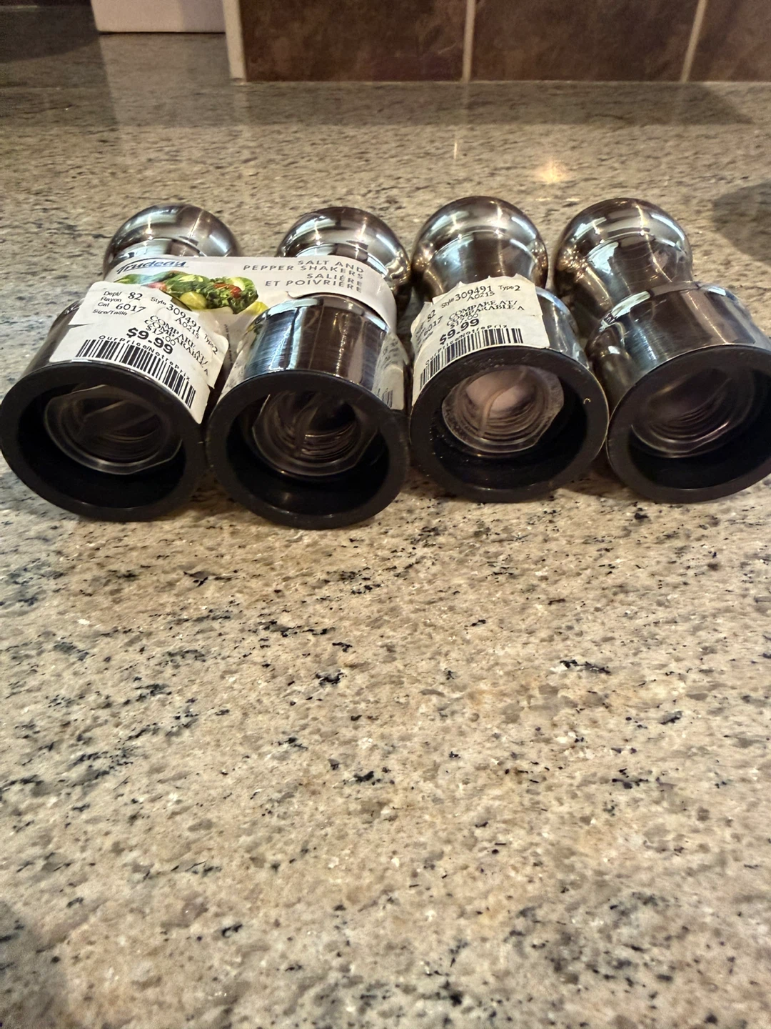 Trudeau Salt and Pepper Shakers Set of 4 - photo 3