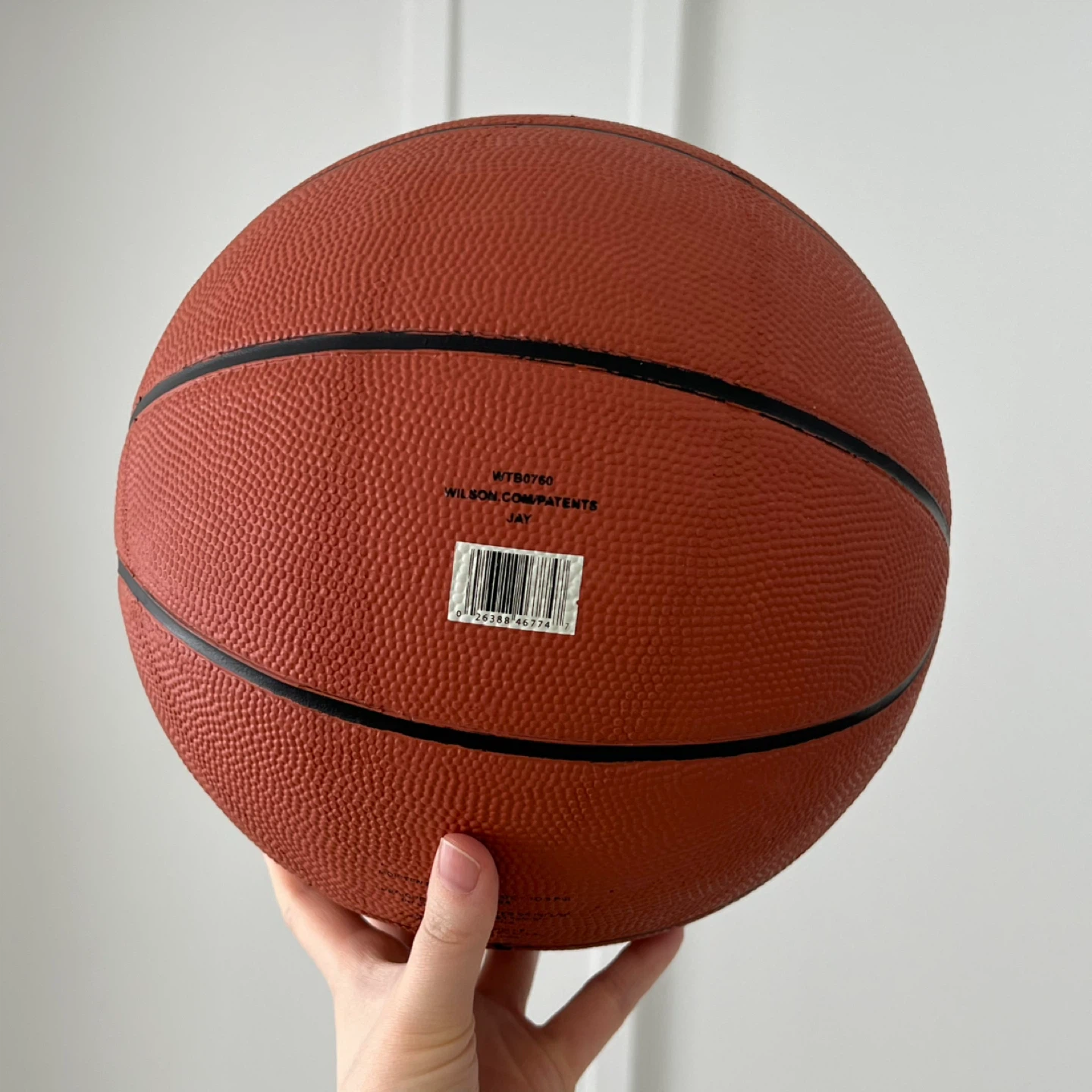 (Retail $56)Wilson NCAA MVP Rubber Basketball - photo 2