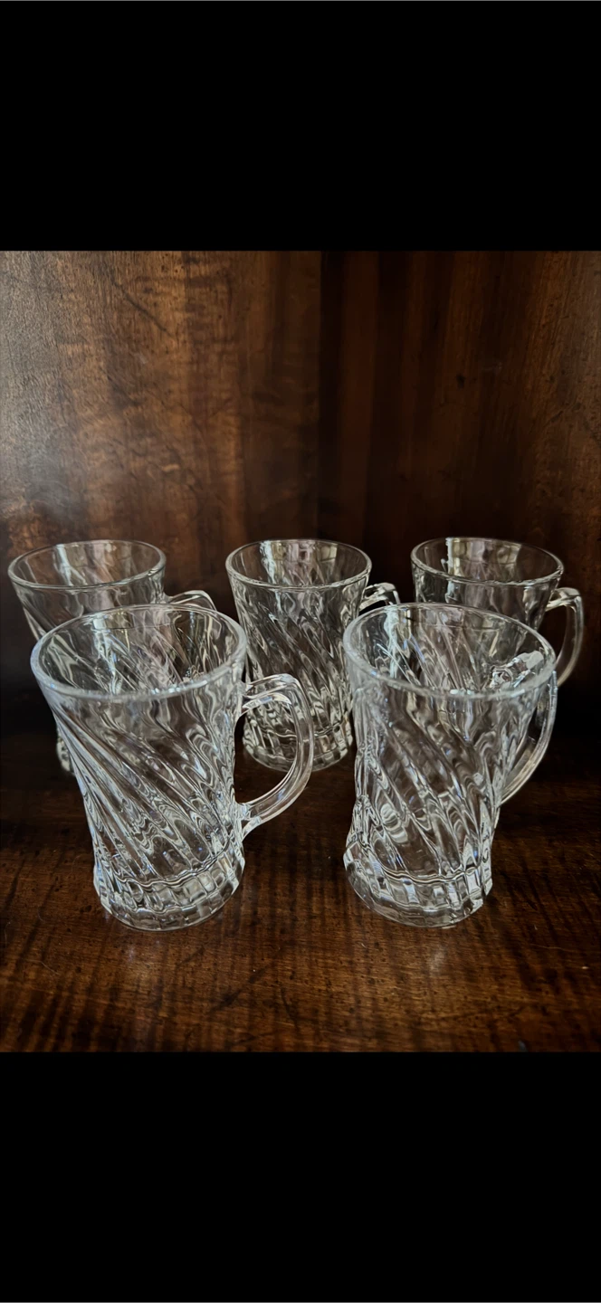 Set of 5 Vintage Clear Glass Swirl Mugs
