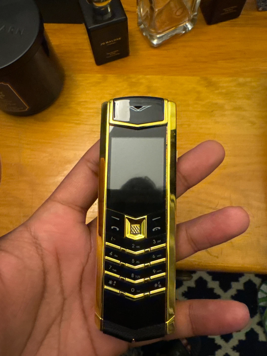 Vertu Signature Dragon Edition Gold Cell Phone