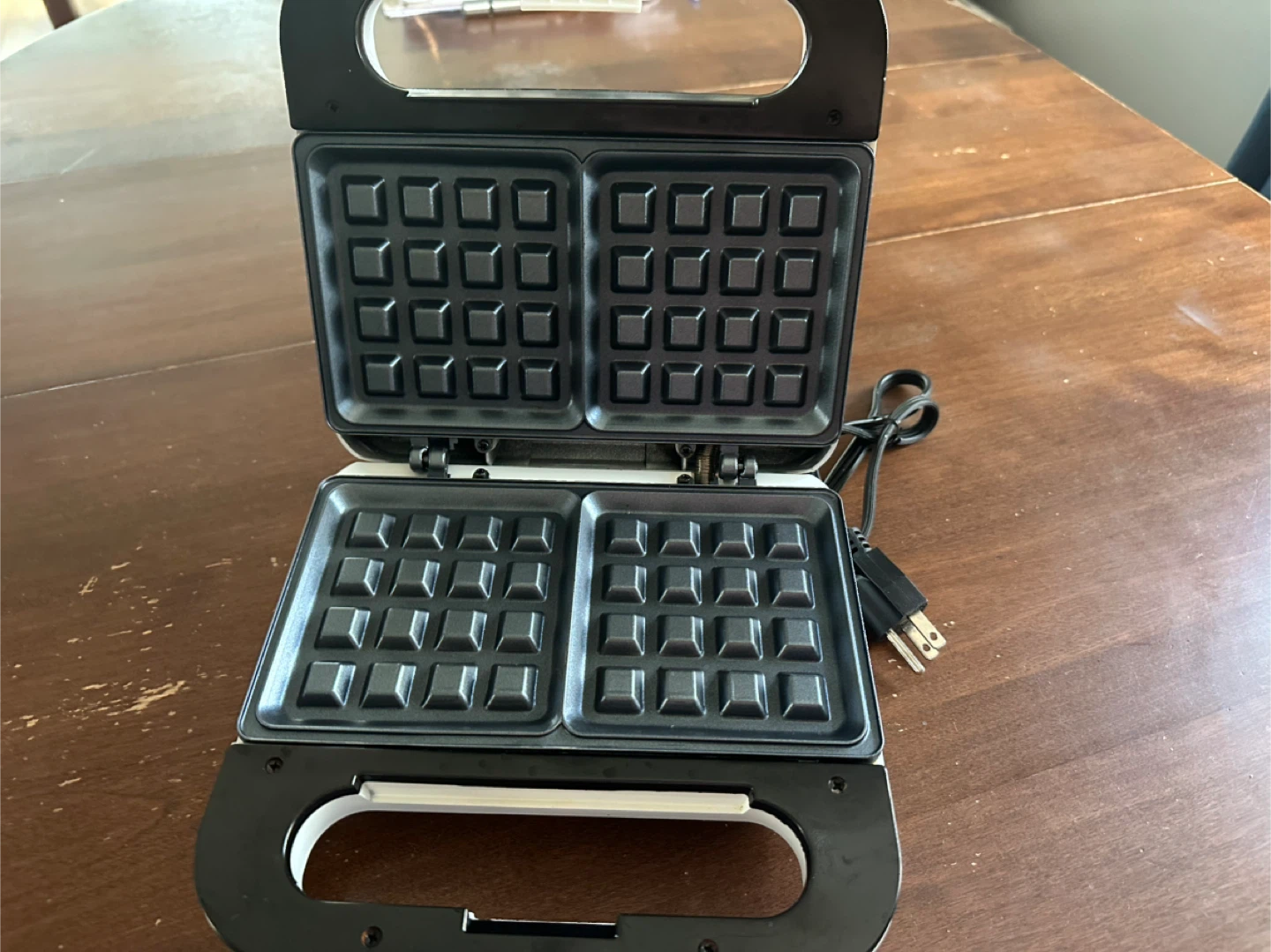 Waffle Maker - photo 2