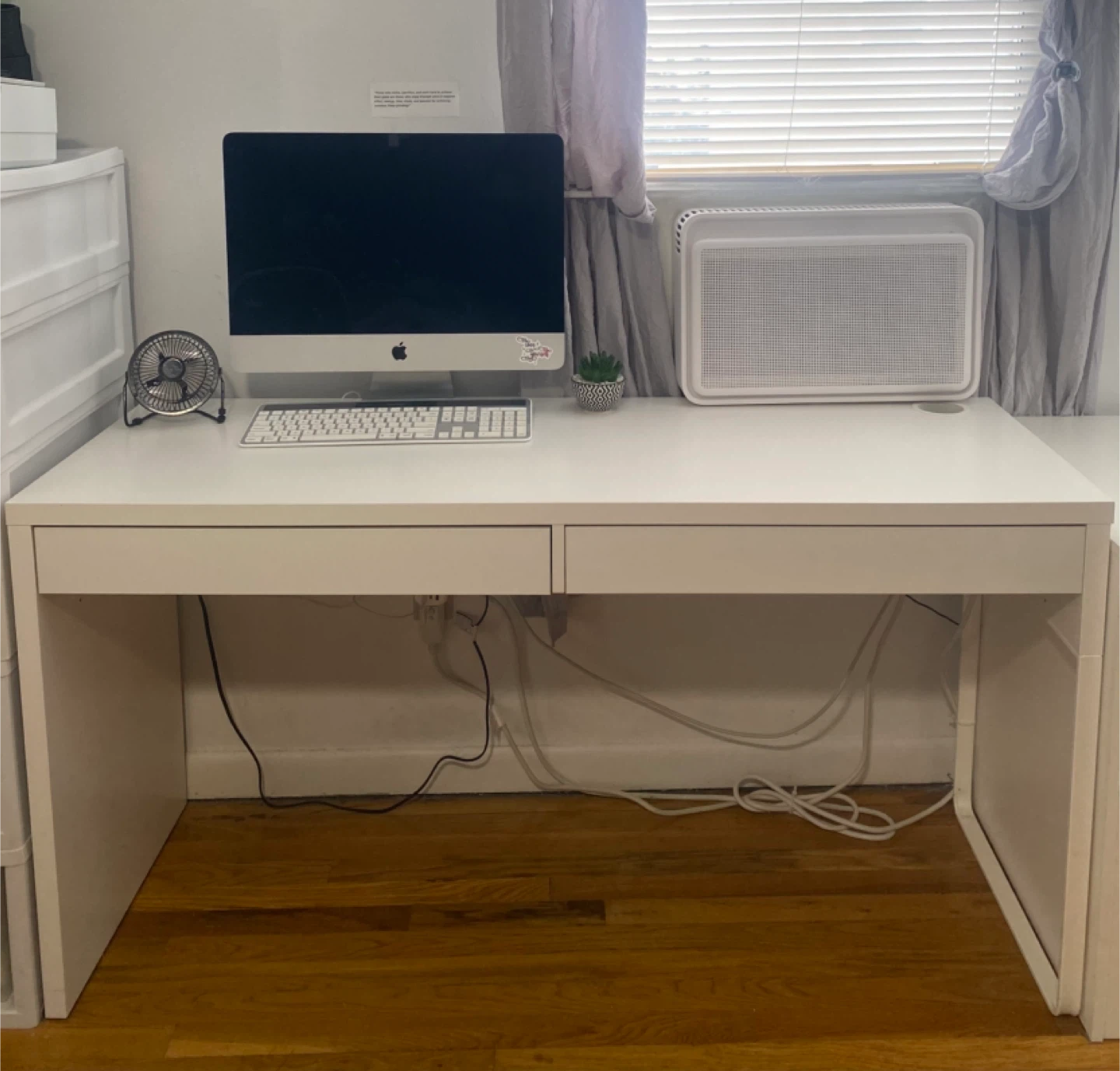 IKEA MICKE Desk - White