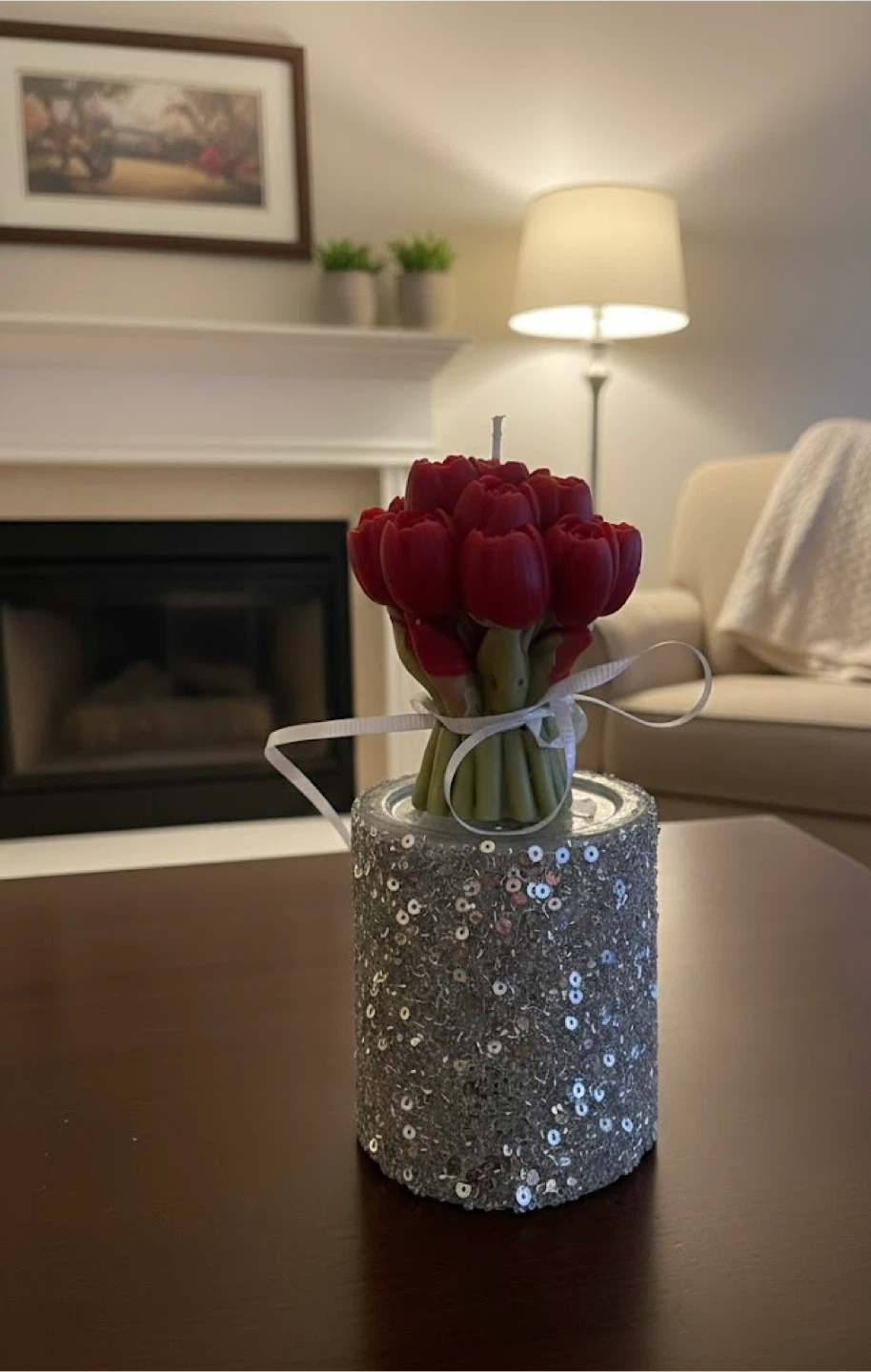 Red Tulip Bouquet Candle - photo 2