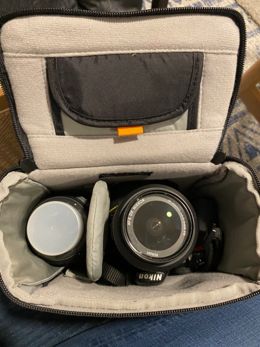 Nikon D3100 DSLR, 2 Lenses, Waterproof padded Lowepro Bag, Books - photo 3