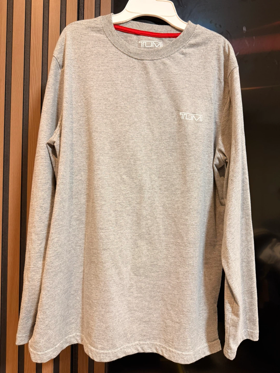 TUMI x Air India Long Sleeve T-Shirt Size S/M - photo 2