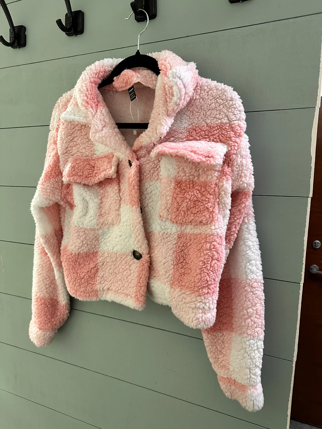 Pink and white fleece lined sherpa jacket - photo 3