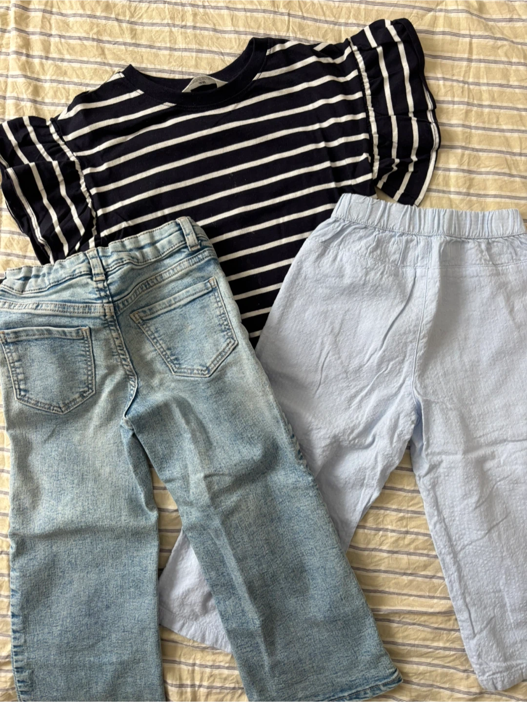 Girl’s Clothing Bundle - photo 4