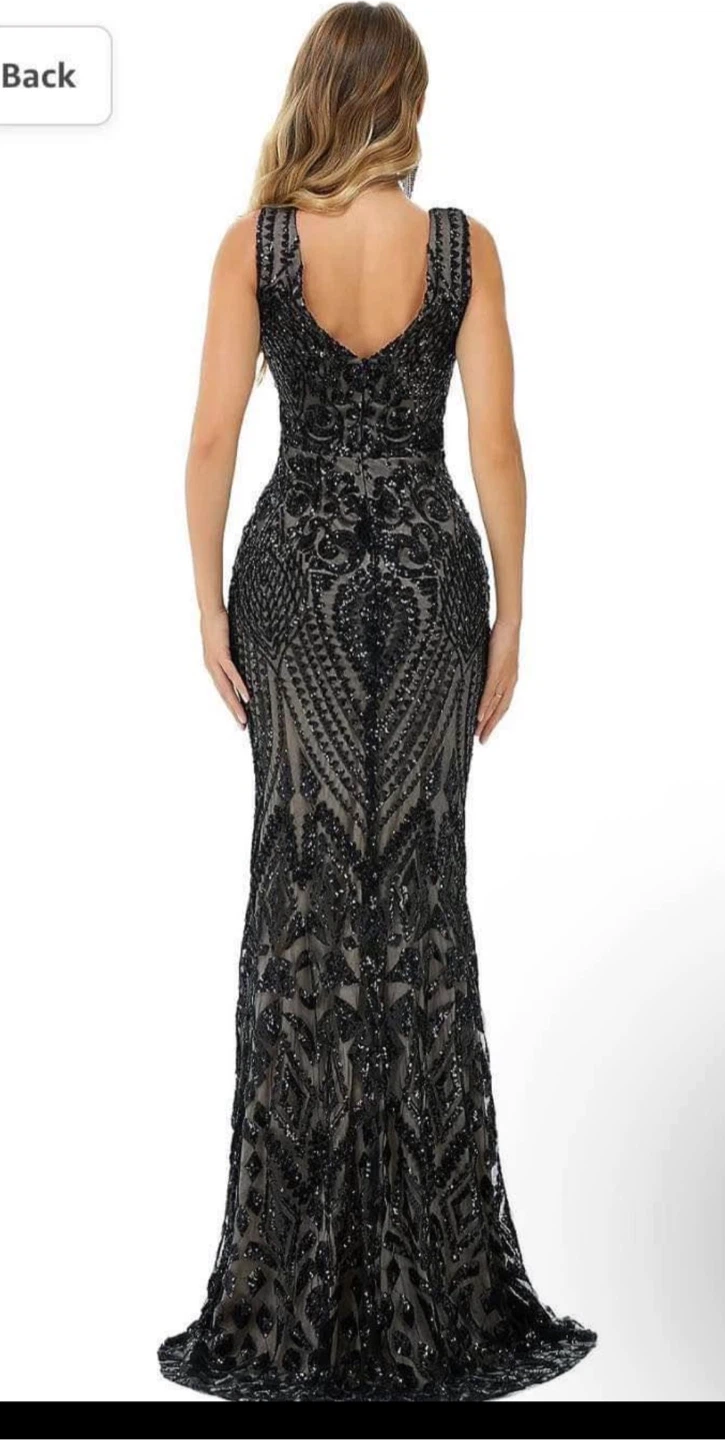 Sparkly Black Sleeveless Gown - photo 2