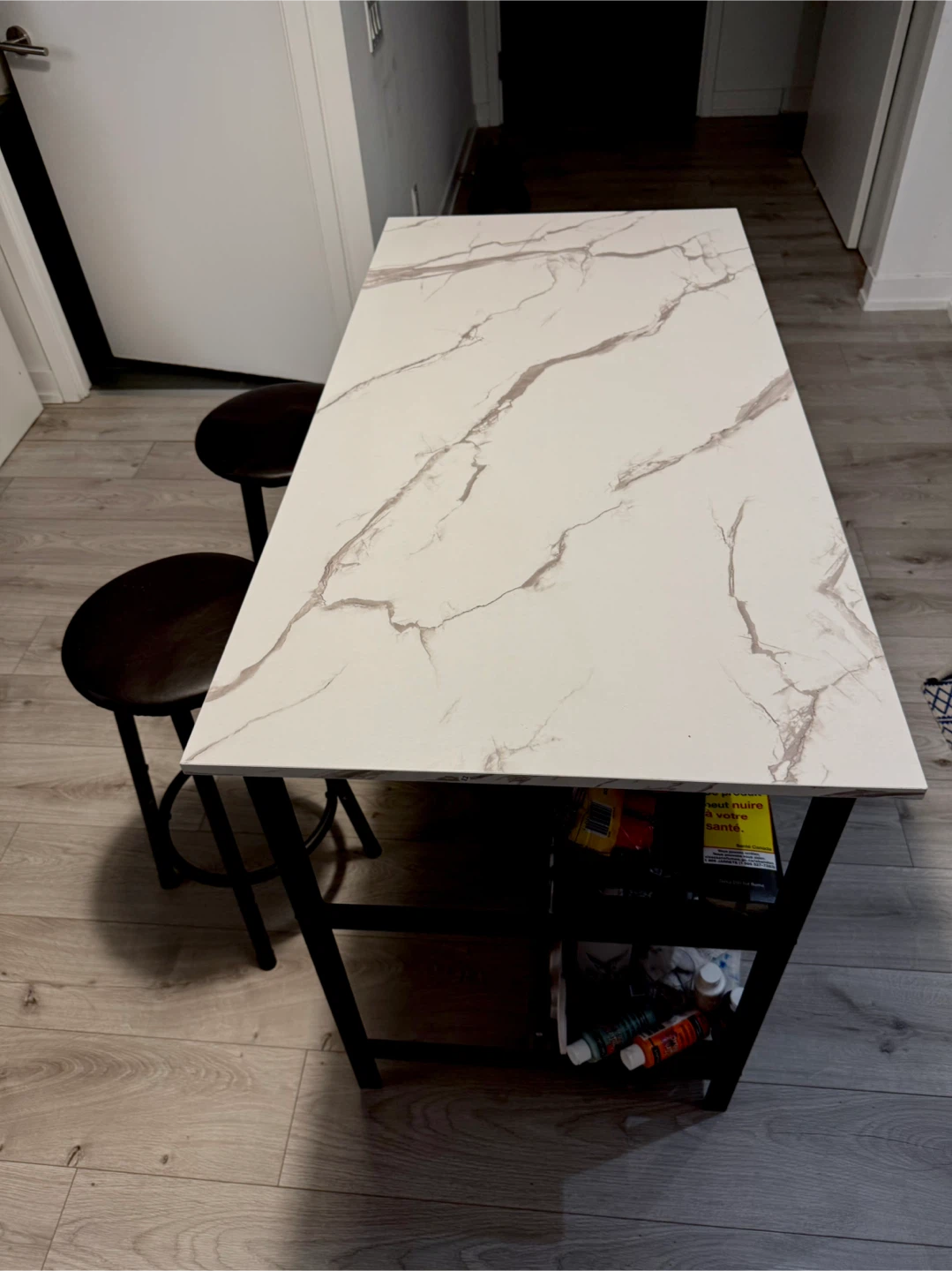 Kitchen Island Table with 2 Bar Stools - photo 4