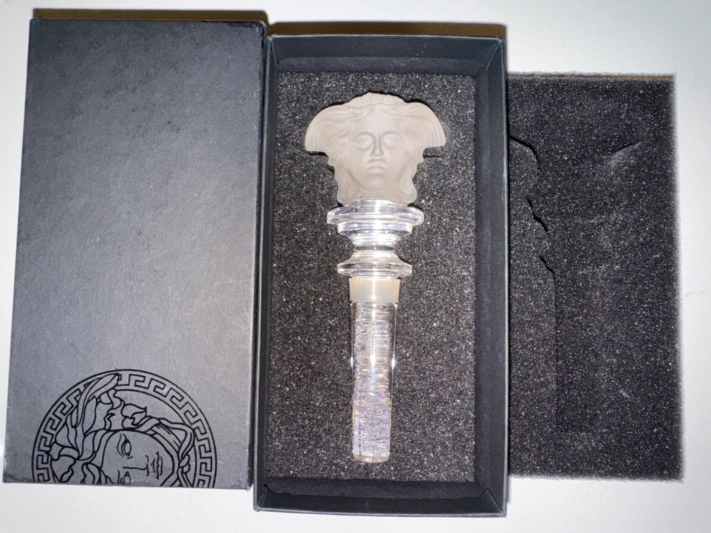 NEW Versace Treasury Decanter Topper (Authentic) - photo 2