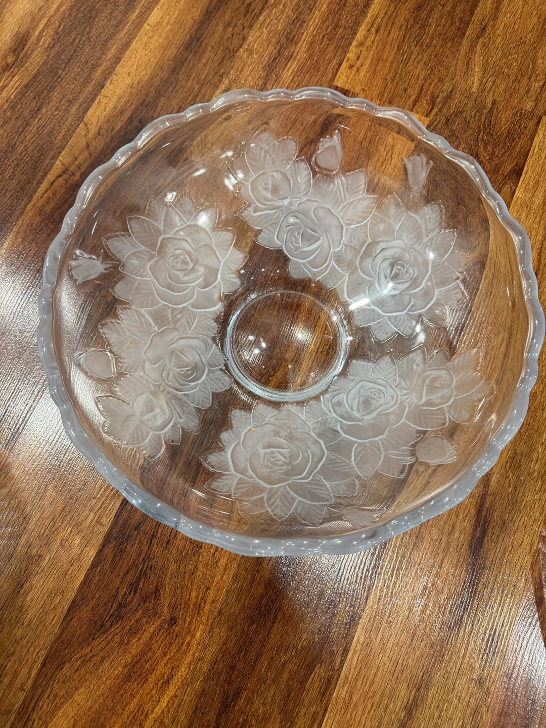Glass Fruit Bowl with Embossed Roses