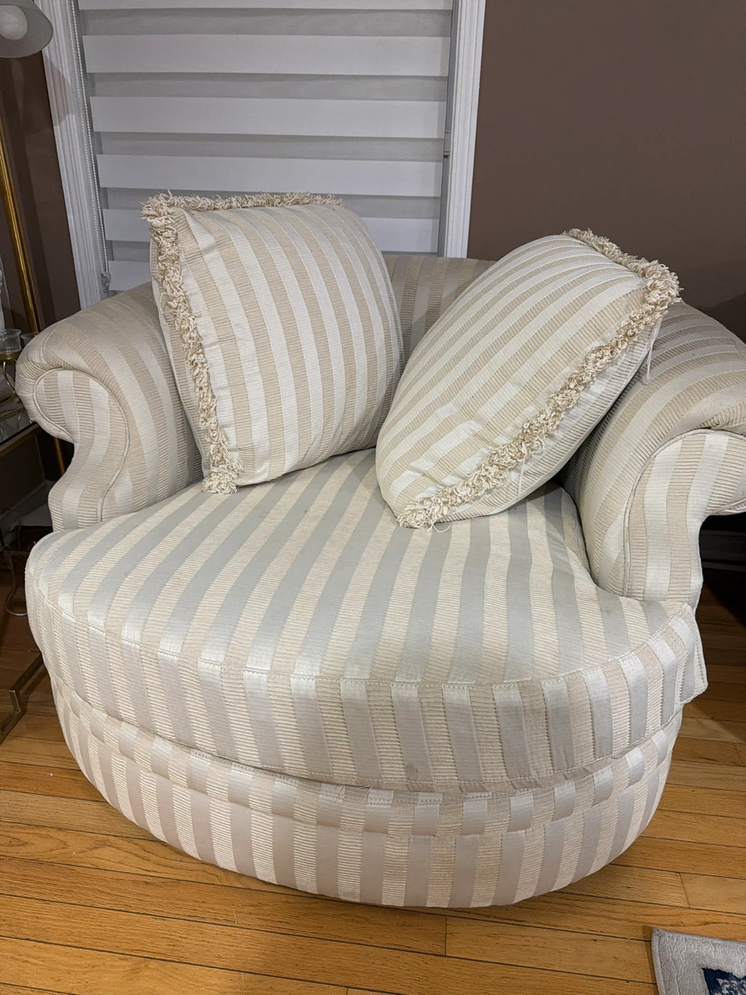 Cream couch &  Accent chair with coffee table - photo 2