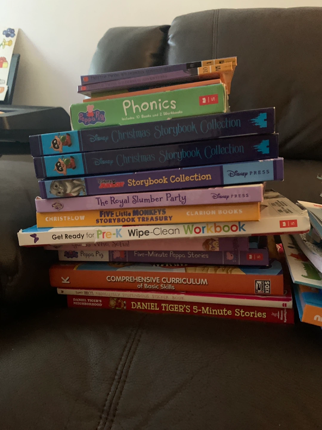 Assorted Children's Books Collection - photo 3
