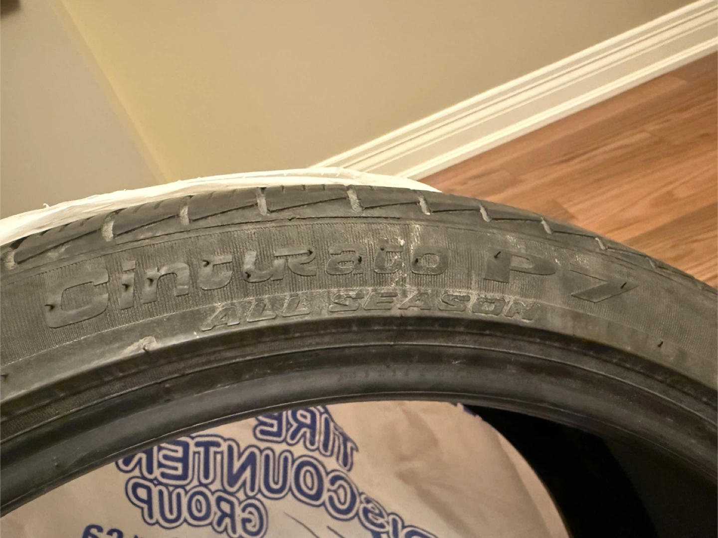 Pirelli Cinturato P7 All Season Tire 255/35R20