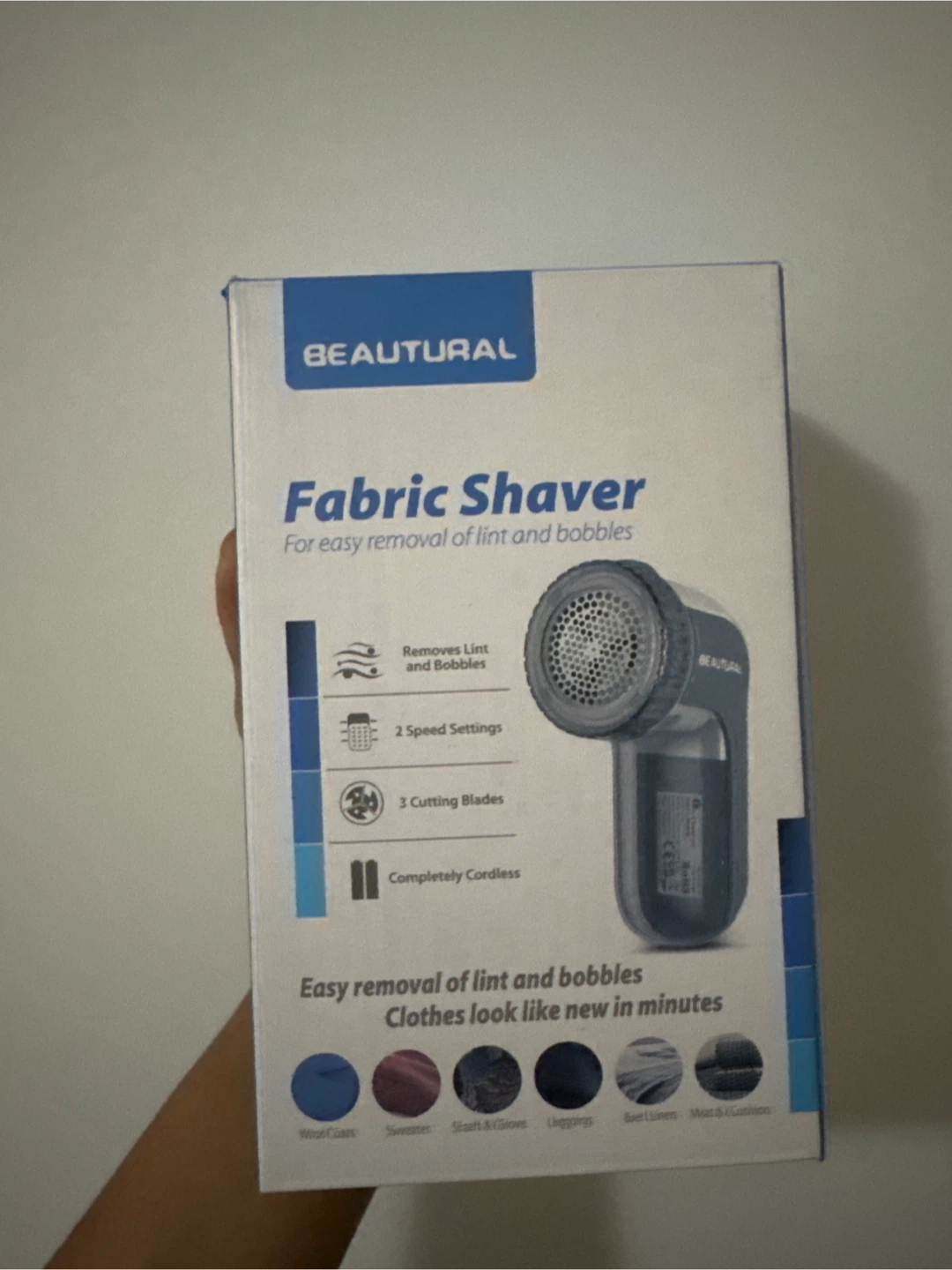 BEAUTURAL Fabric Shaver for easy removal of lint and bobbies