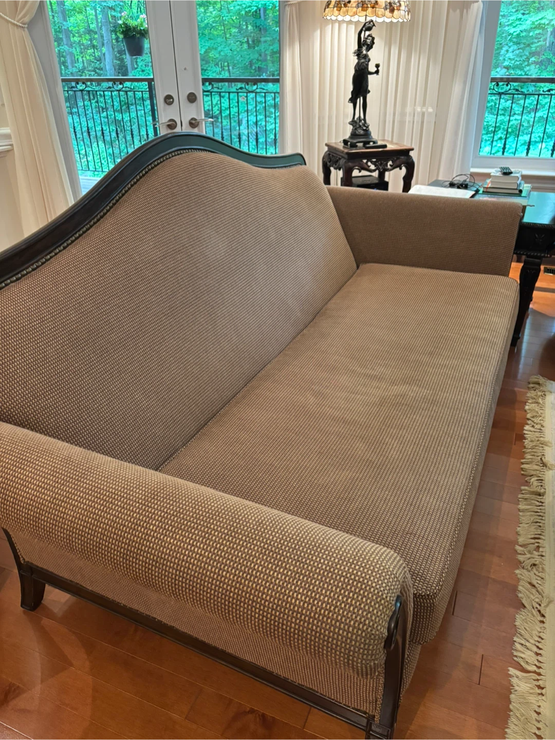 Comfortable Sofa for 3 seats with cushions - photo 5