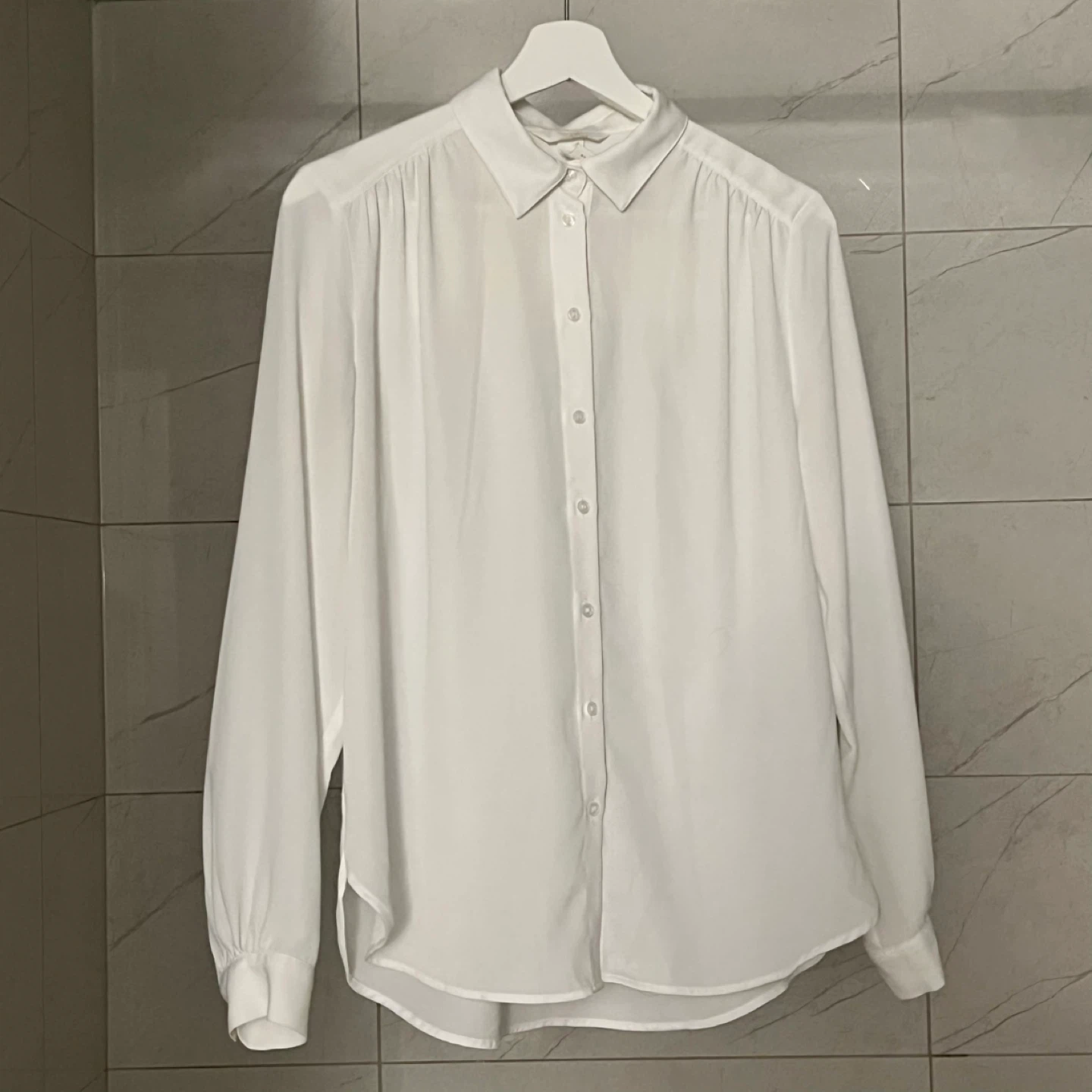(Retail $42)H&M White Shirt - Size S