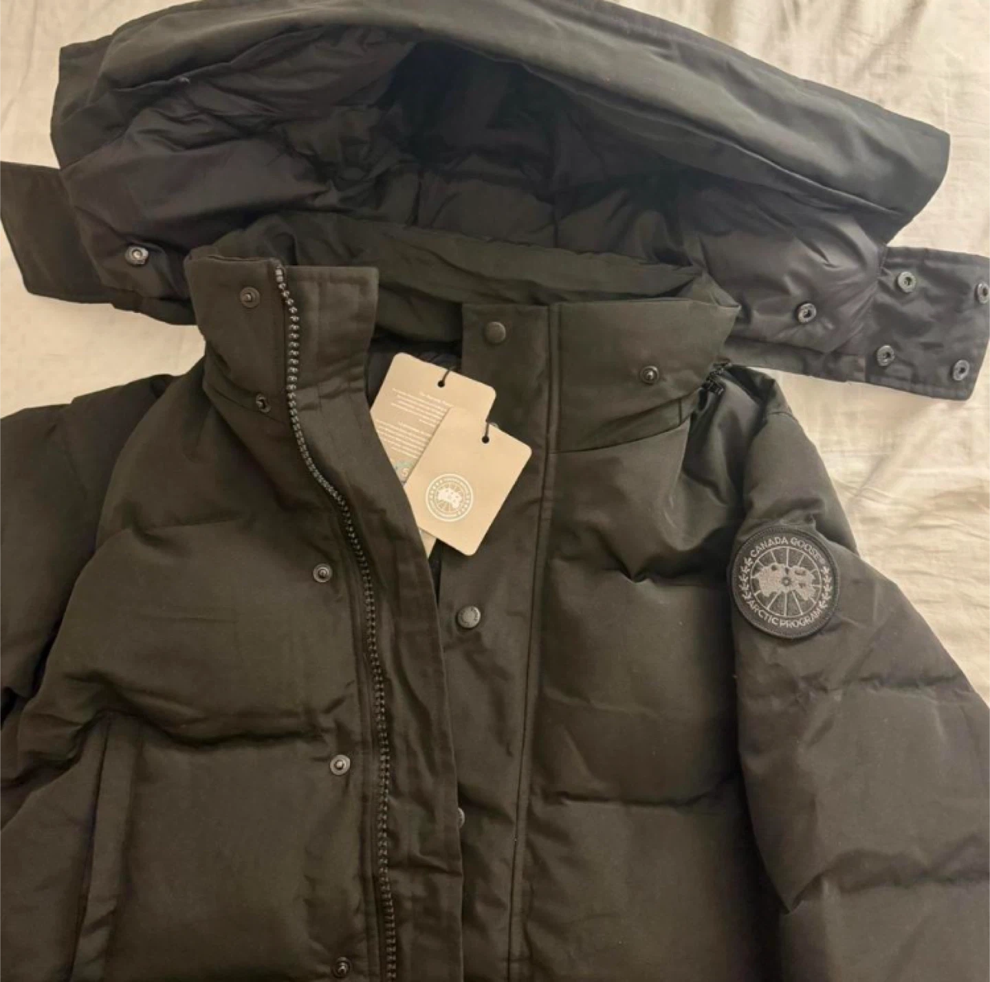Canada Goose Jacket - photo 2