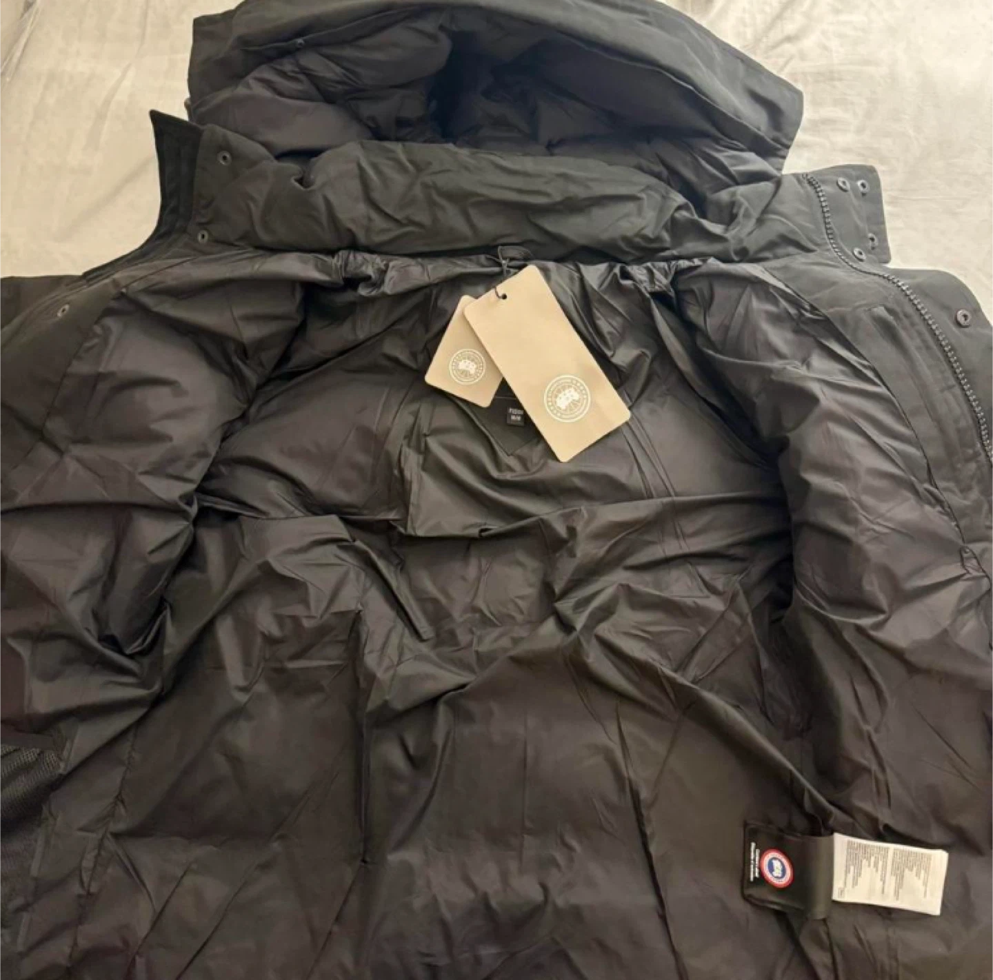Canada Goose Jacket - photo 3