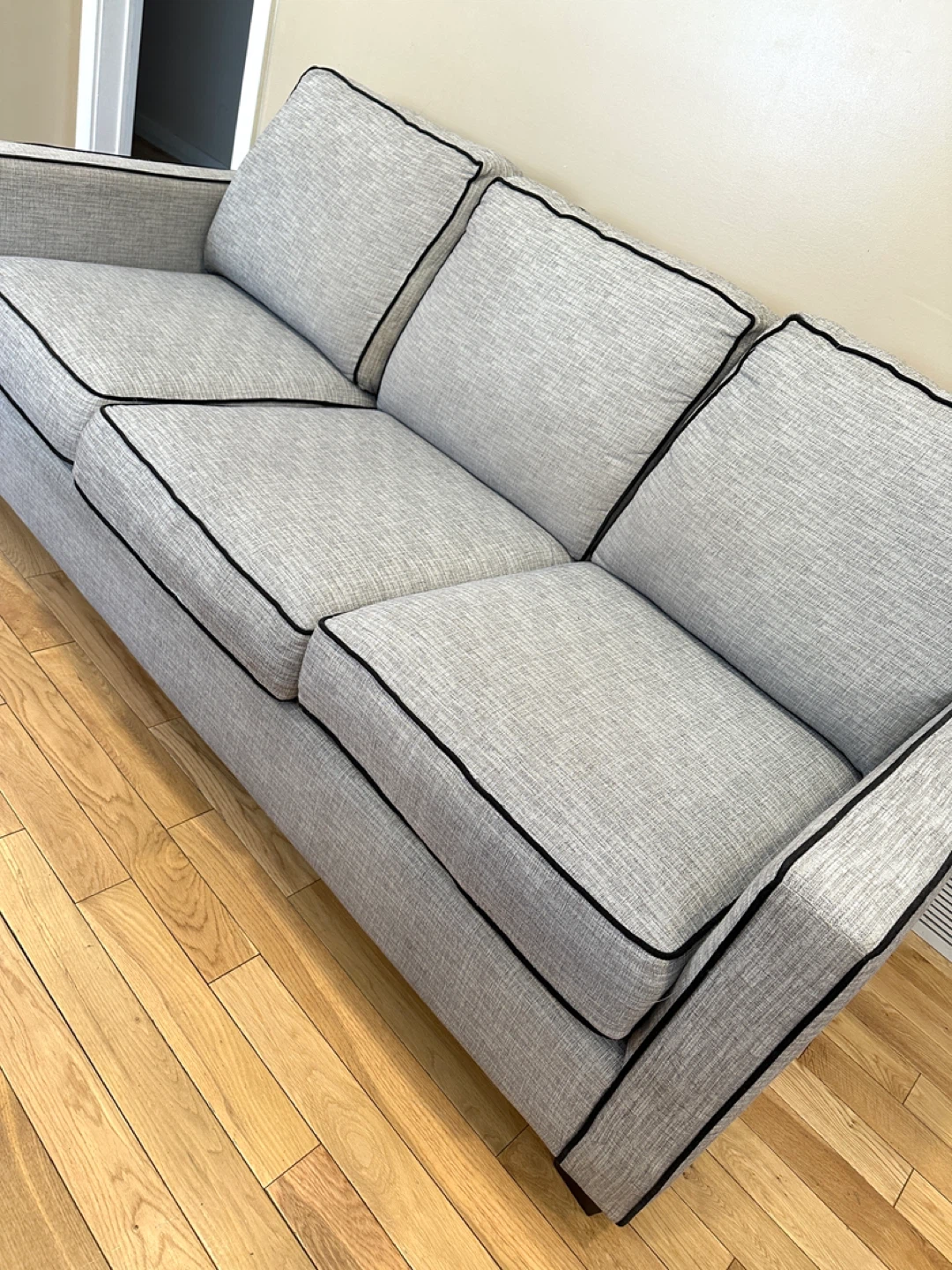 Canadian-Made Grey Upper Room 3 Seater Sofa (CAN DELIVER) - photo 5
