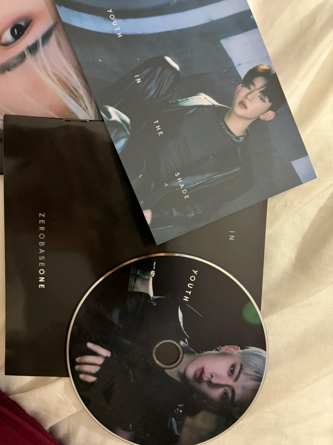 ZEROBASEONE Youth in the Shade CD - photo 2