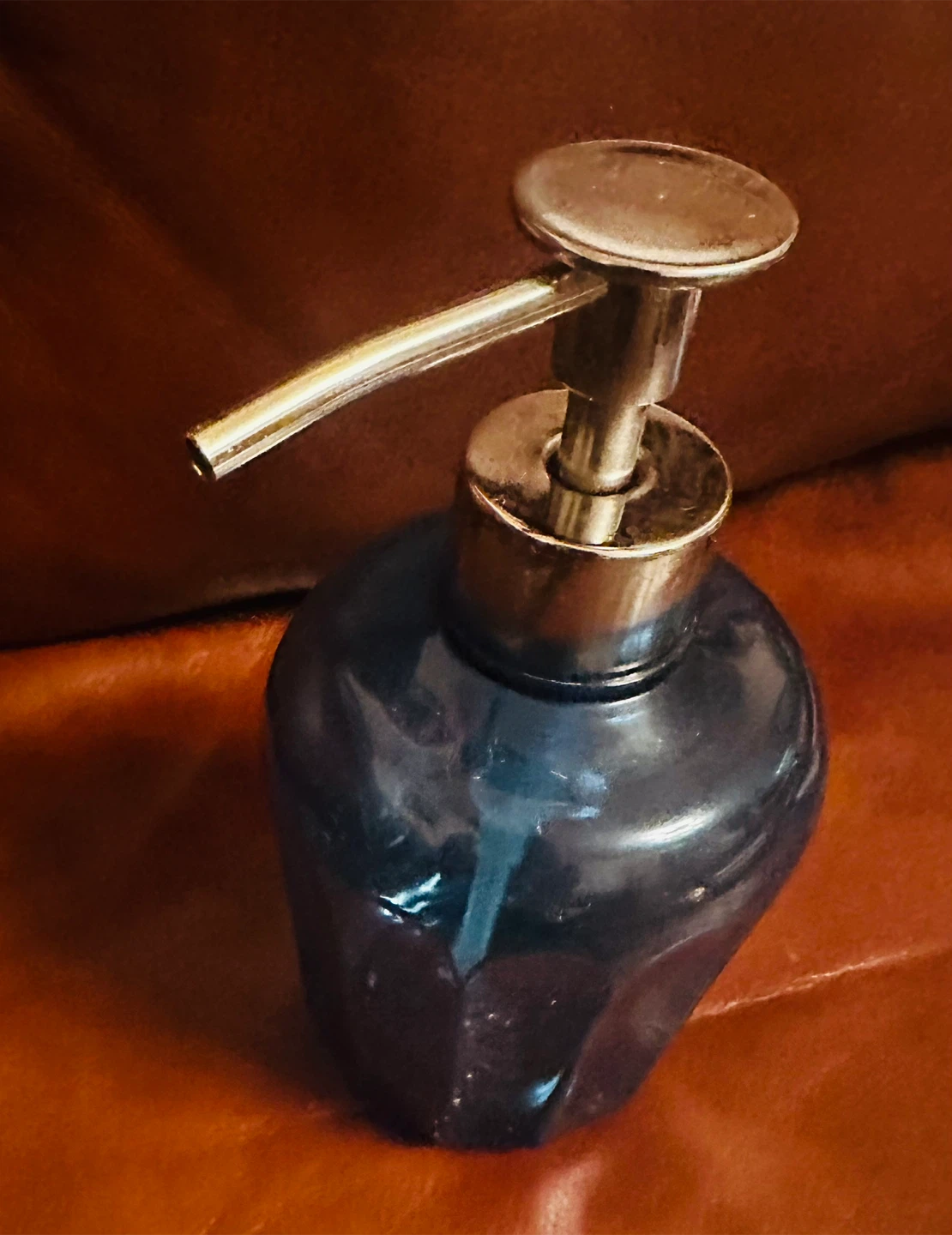 Blue plastic Soap Dispenser - photo 2