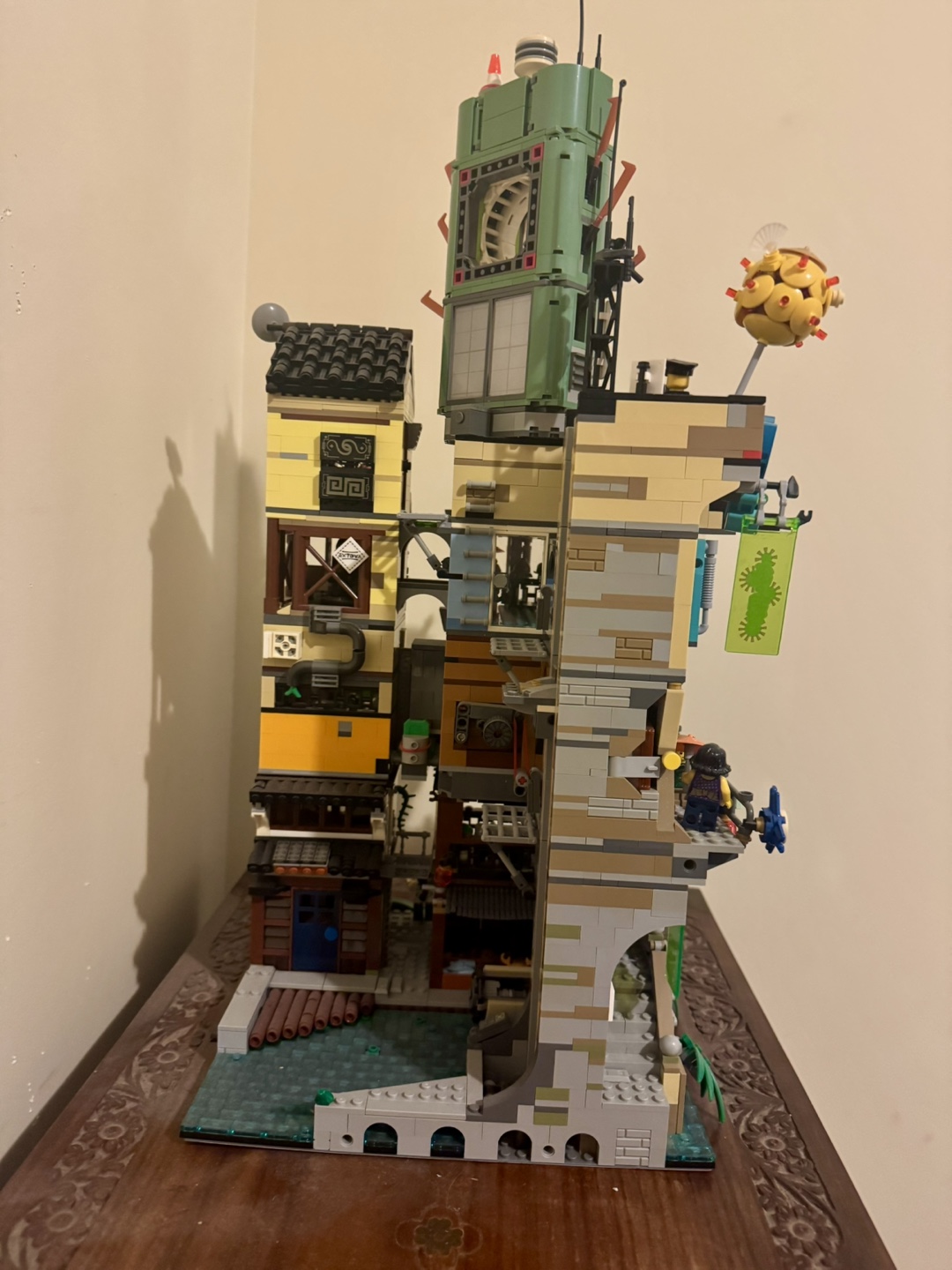 Retired LEGO 70620 NINJAGO City | Built+ Minifigures - photo 4