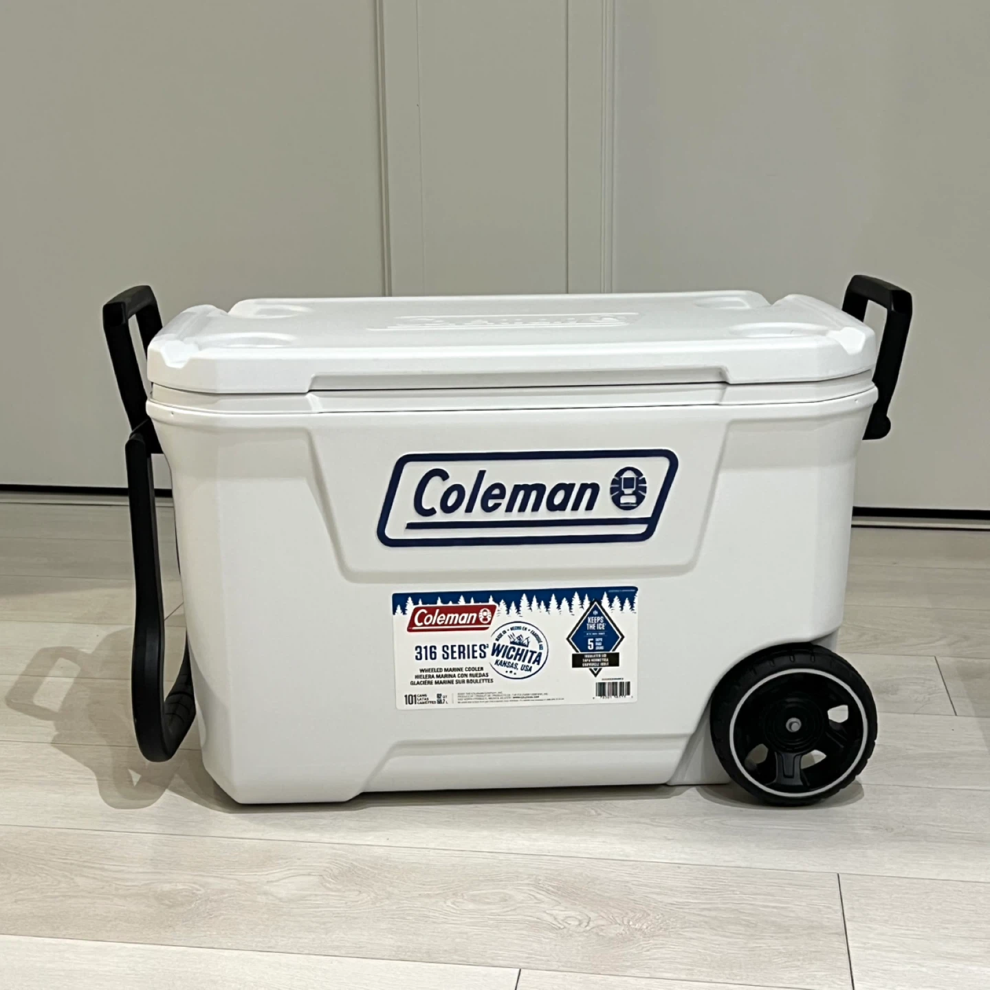 (Retail $226)New Coleman 316 Series 62-qt Wheeled Cooler