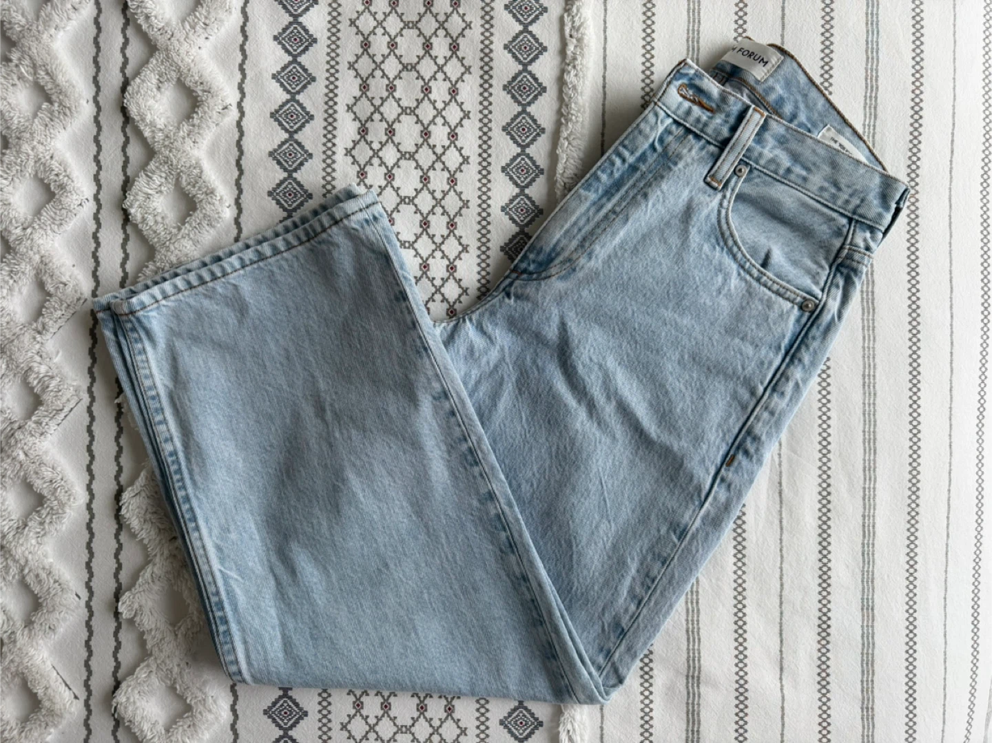 Denim Forum '90s Baggy Lo-Rise Cropped Jeans - photo 2