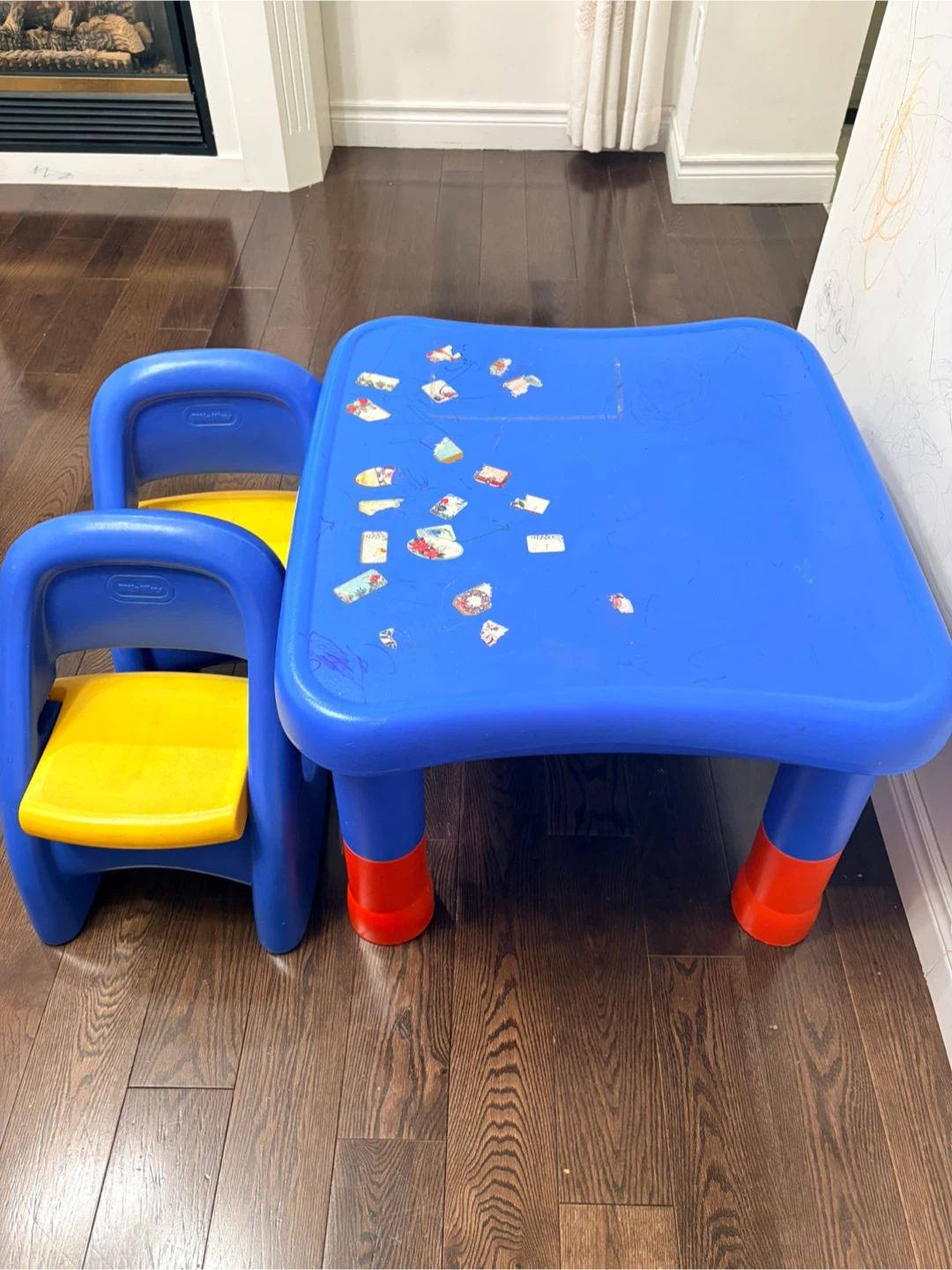 Little Tikes Blue Plastic Table and Chairs Set - photo 3